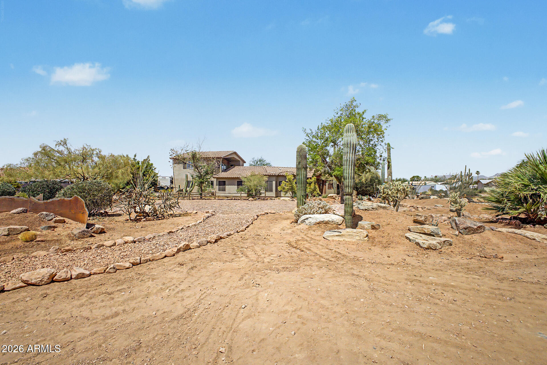 1502 S PROSPECTORS Road