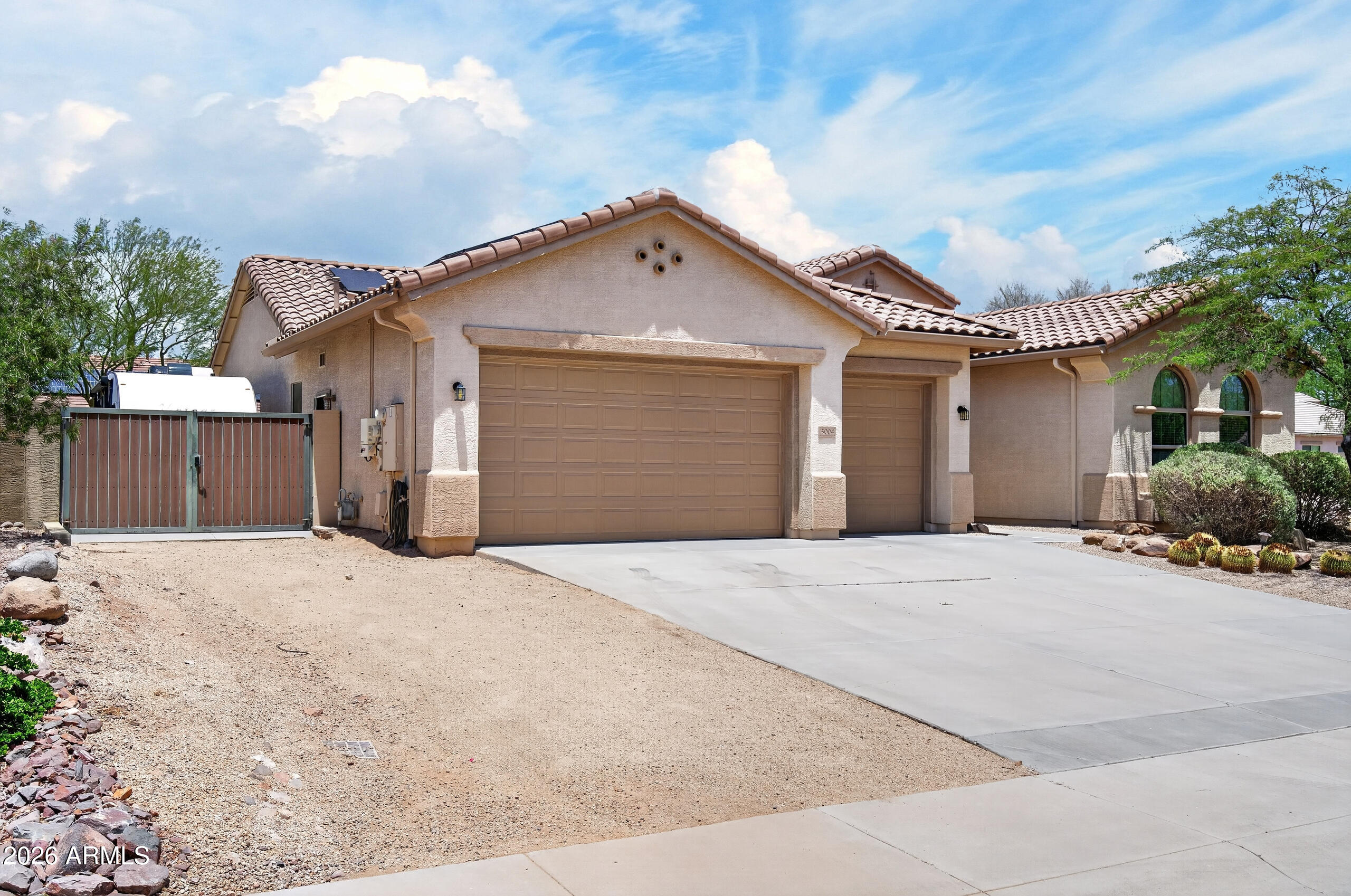 5004 W MAGELLAN Drive