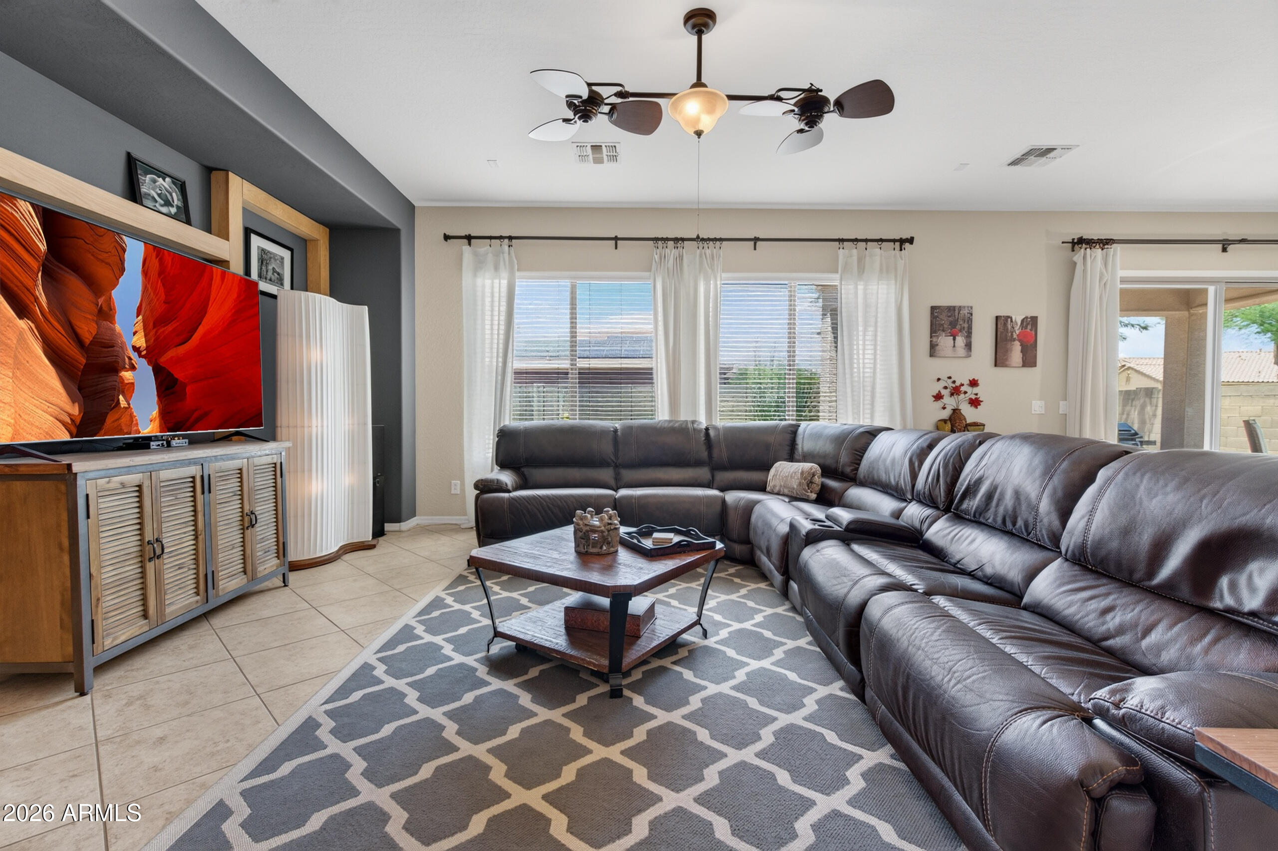 5004 W MAGELLAN Drive