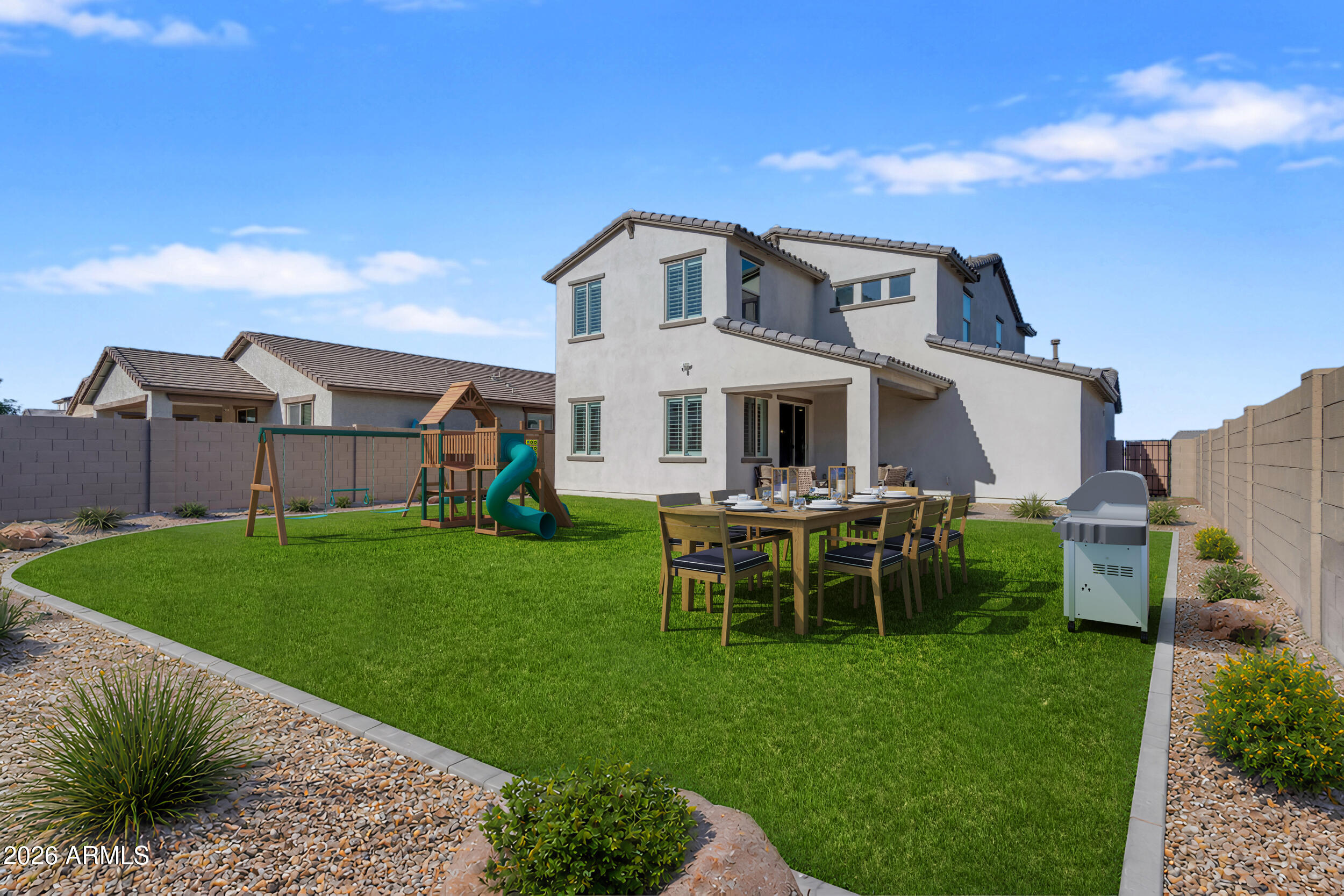 4334 N PIONEER Drive