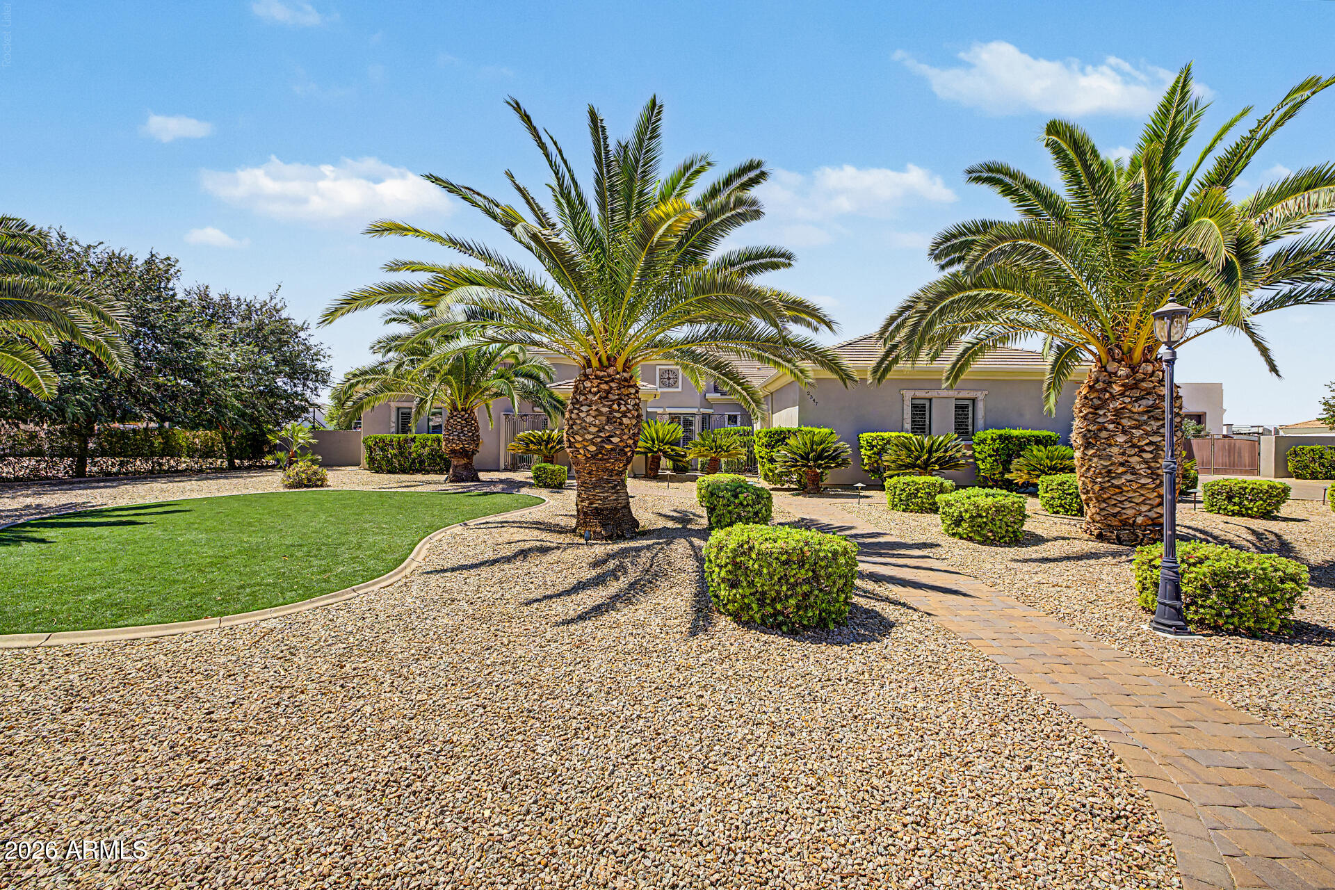 2347 E SANOQUE Court