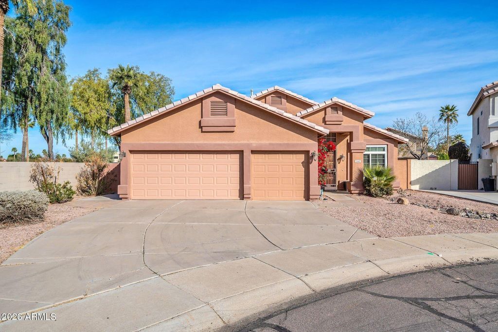 Photo of 2362 N 138th Avenue, Goodyear, AZ 85395 (MLS # 6976446)