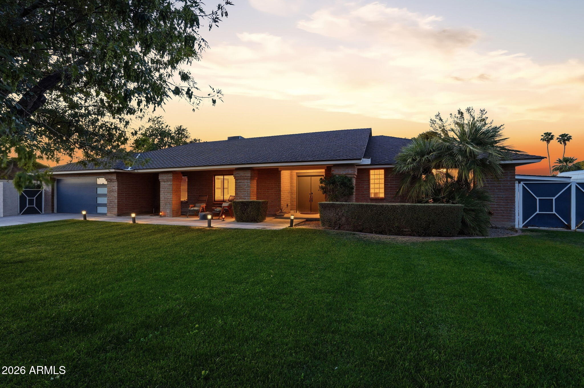 54 W CARVER Road