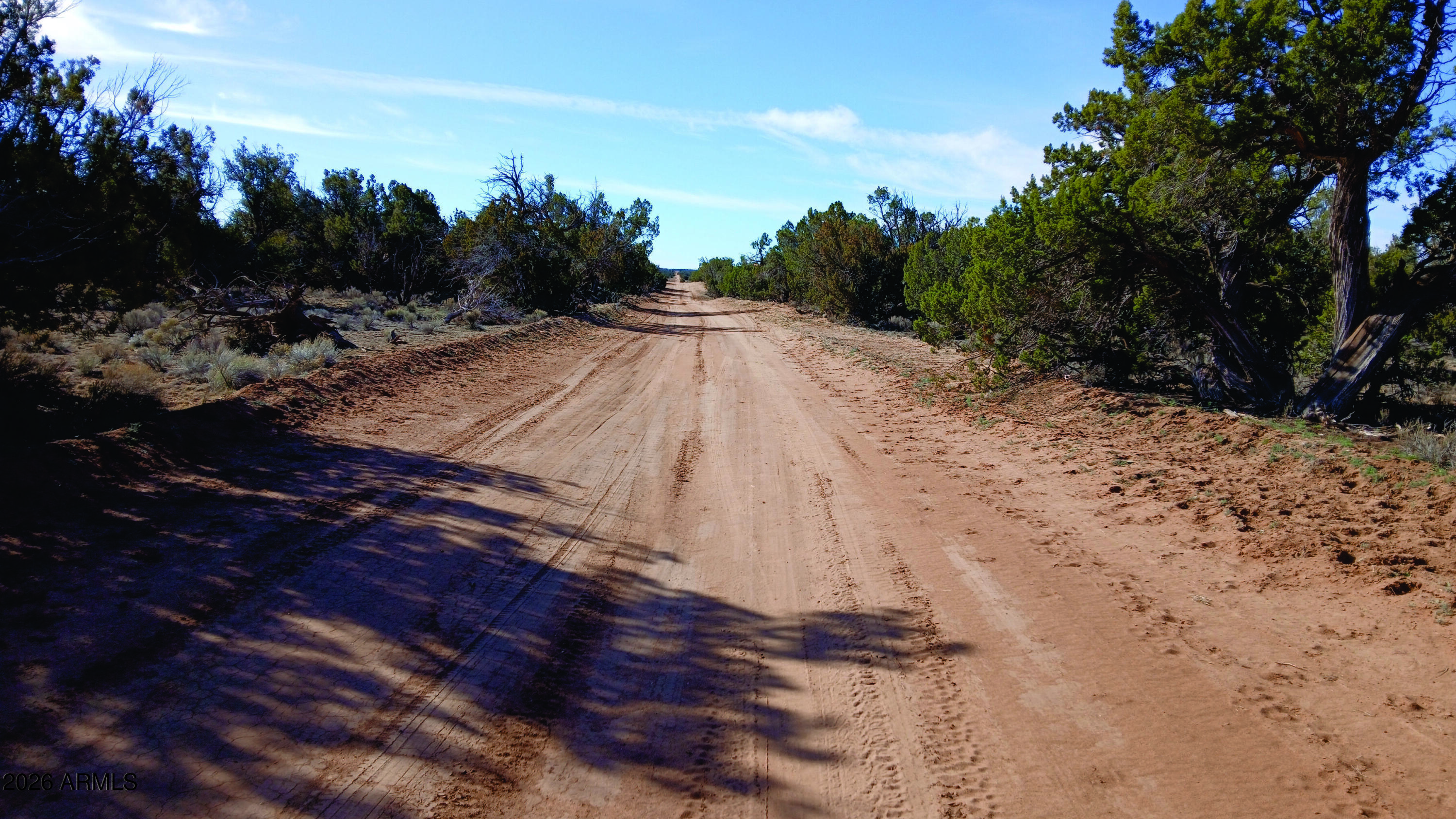 8.96 Acres N7407 -- 382,38