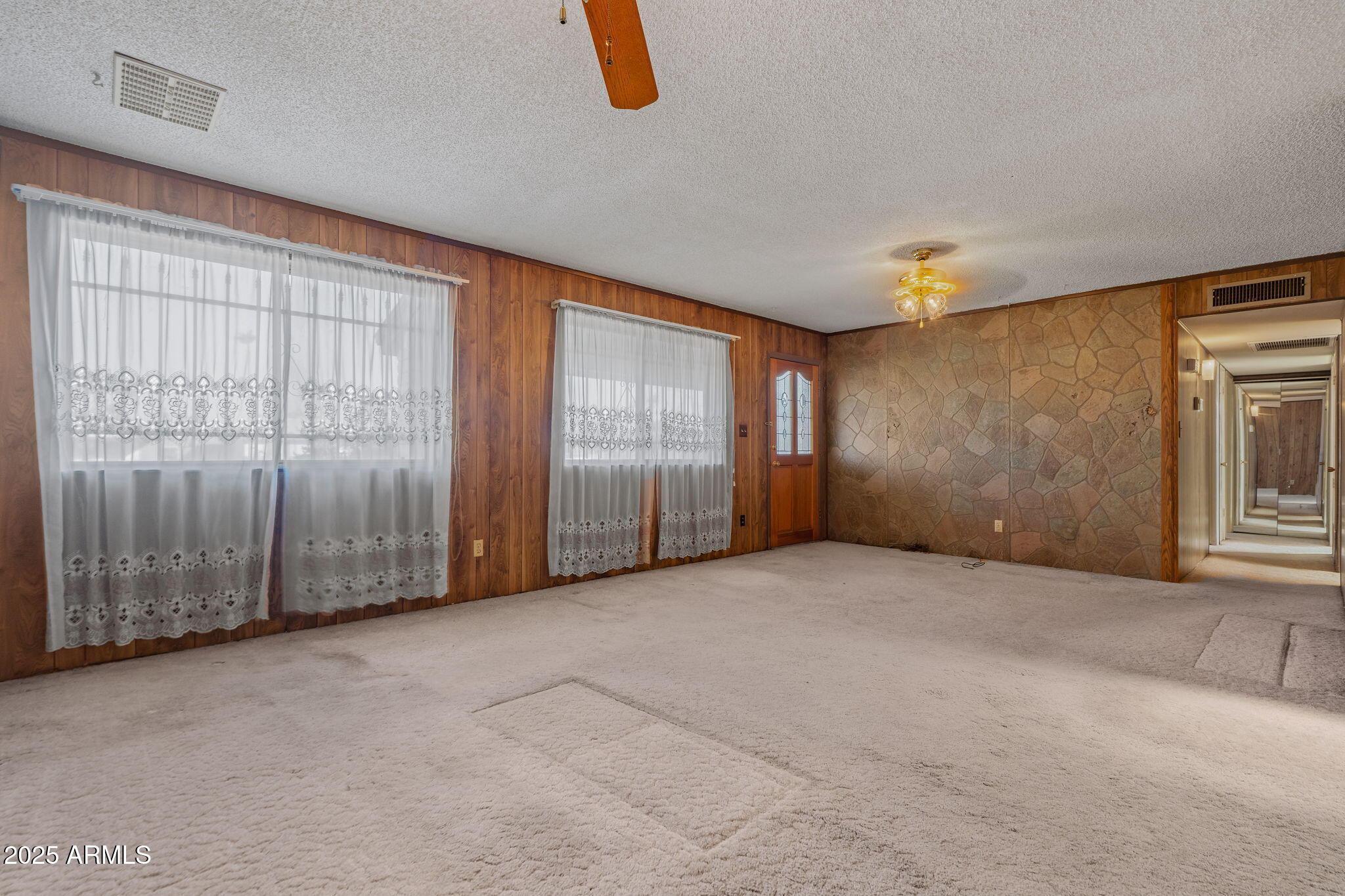 4531 E SOUTHERN Avenue