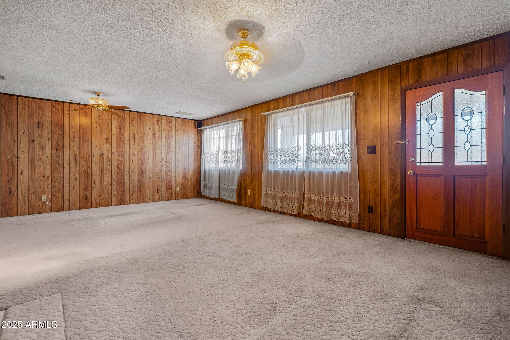 4531 E SOUTHERN Avenue