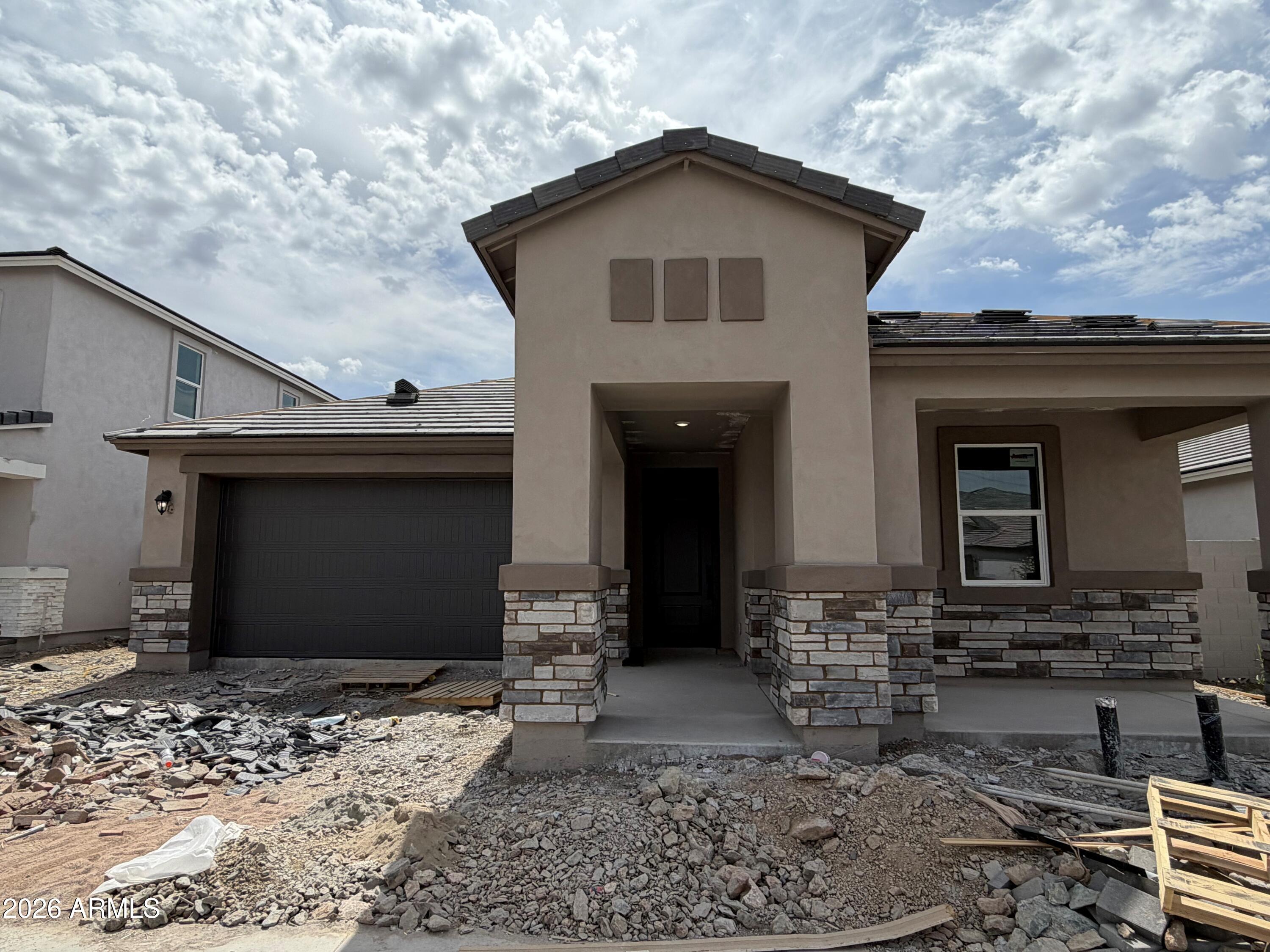 2453 E VILLA LINDA Drive