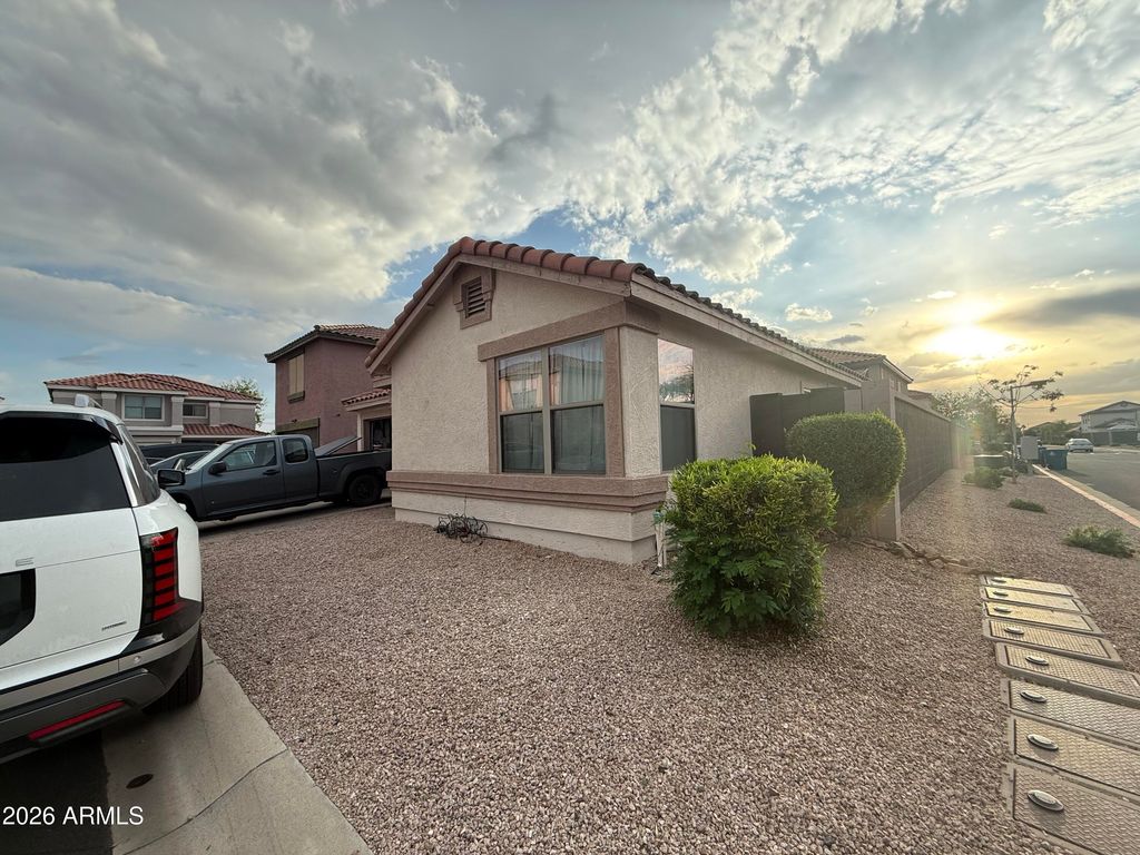 Photo of 2303 E 35th Avenue, Apache Junction, AZ 85119 (MLS # 7007135)