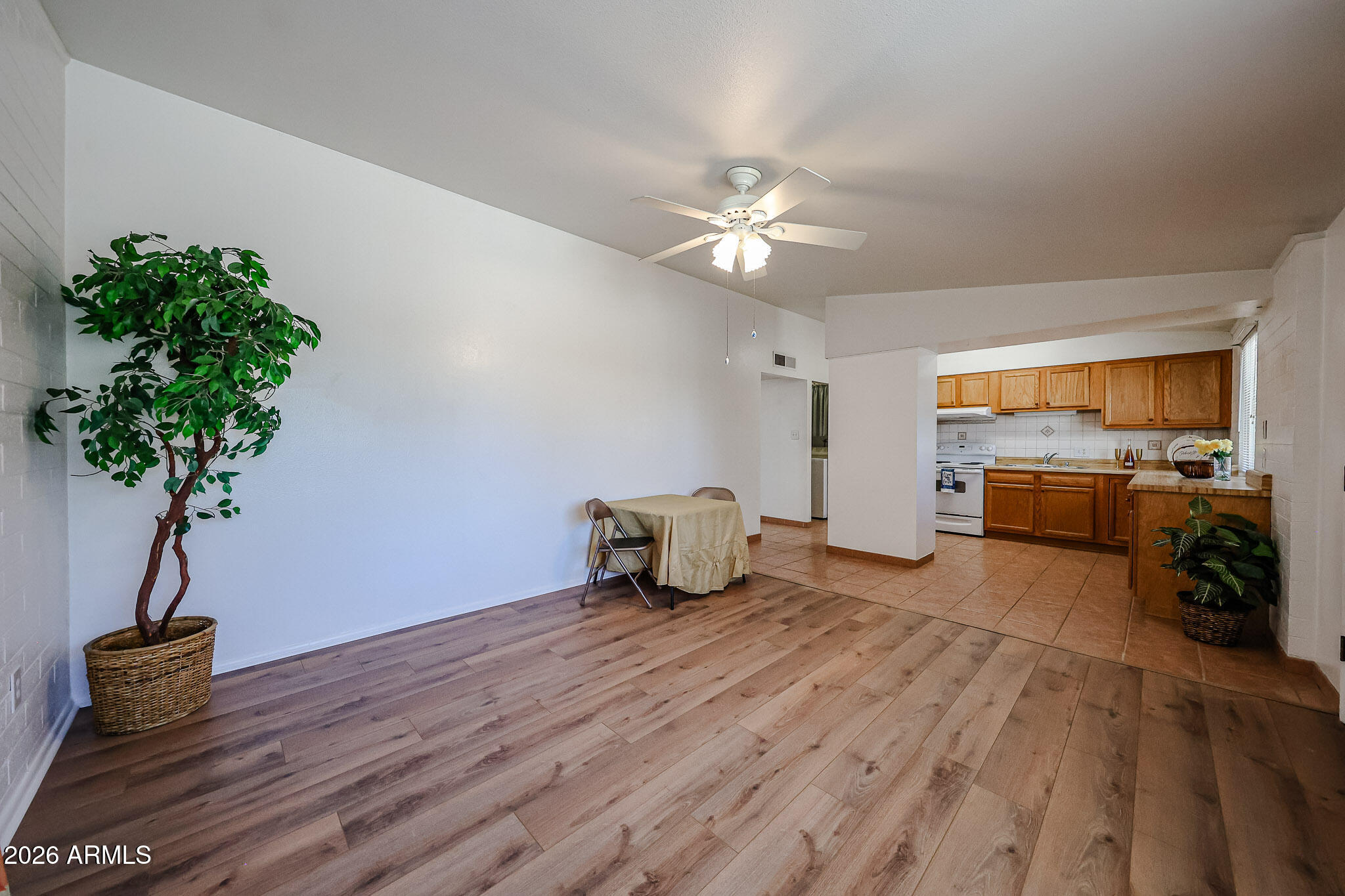 10510 W OAKMONT Drive