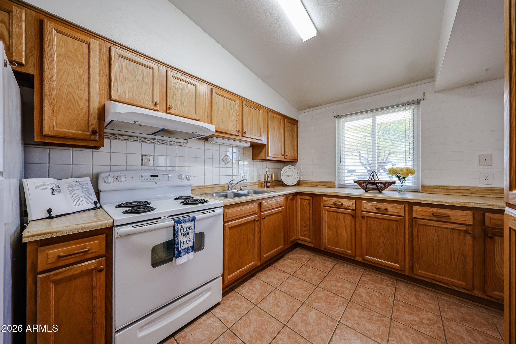 10510 W OAKMONT Drive