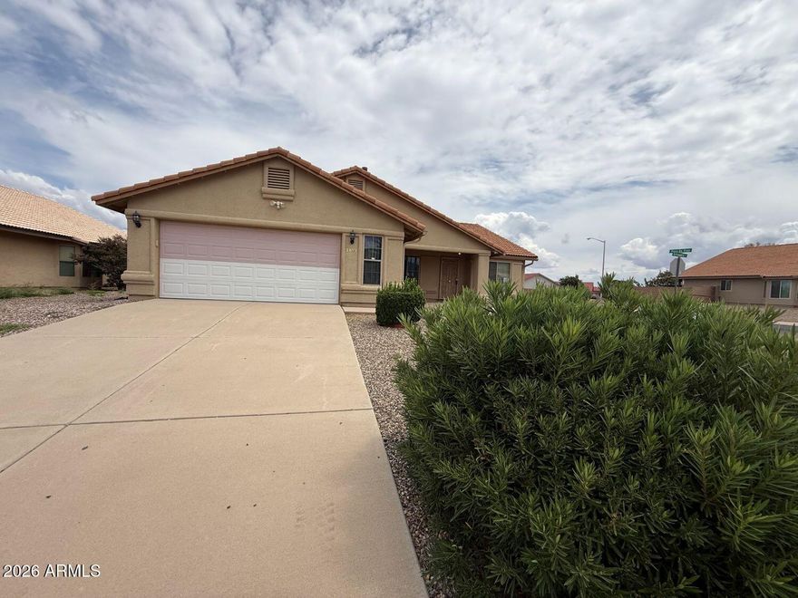 This is one of the most popular floor plans in the area. There are 4 bedrooms, a large formal living/dining room and a large family room off of the kitchen. The kitchen has a large island, perfect for gatherings! There is a  covered patio in back and only 1 neighbor! Va Vendee financing may be available on this property. It is open to veterans, non veterans and investors alike. Don't miss this great home.