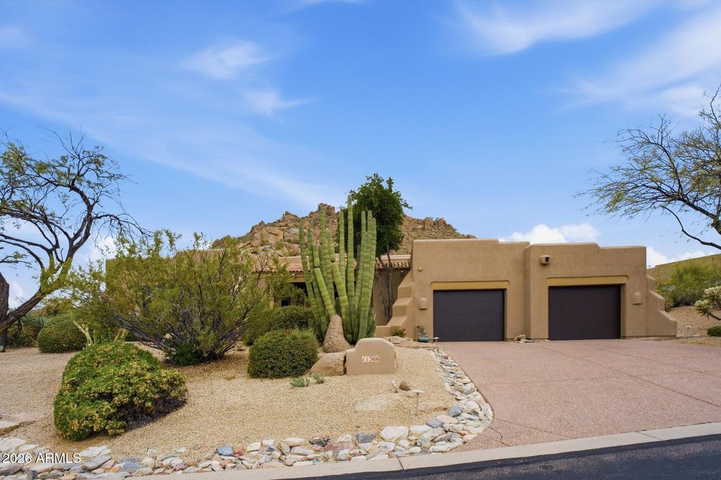 Photo of 11366 E Desert Vista Road, Scottsdale, AZ 85255 (MLS # 6987646)