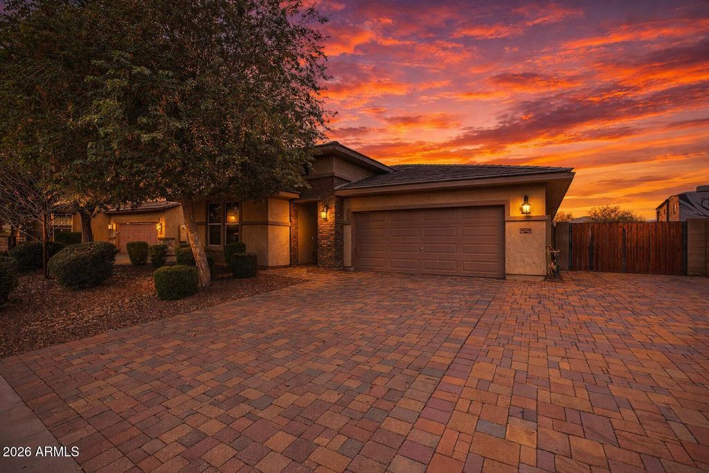 Photo of 18248 W Montecito Avenue, Goodyear, AZ 85395 (MLS # 6972714)