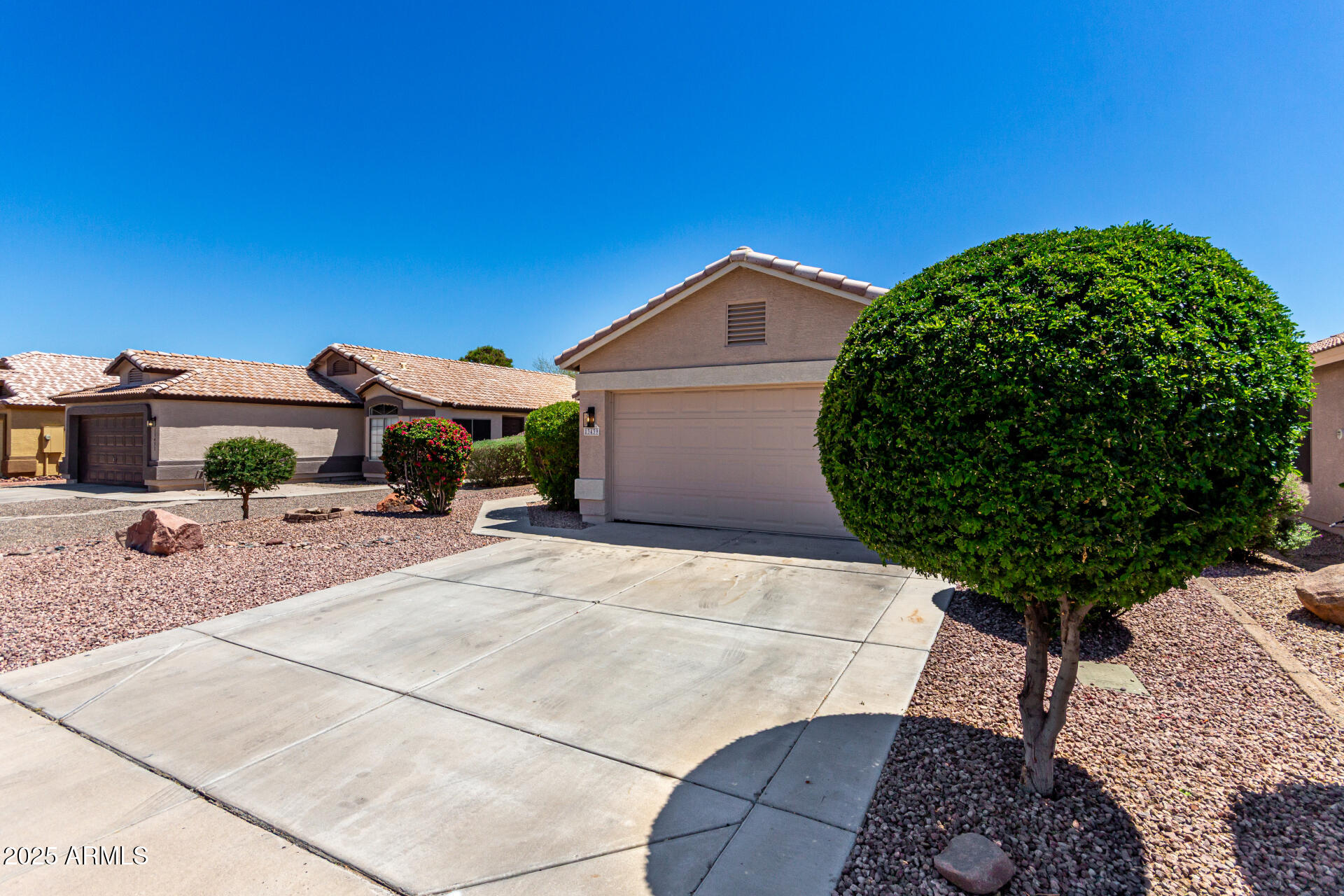 13439 W DESERT Lane
