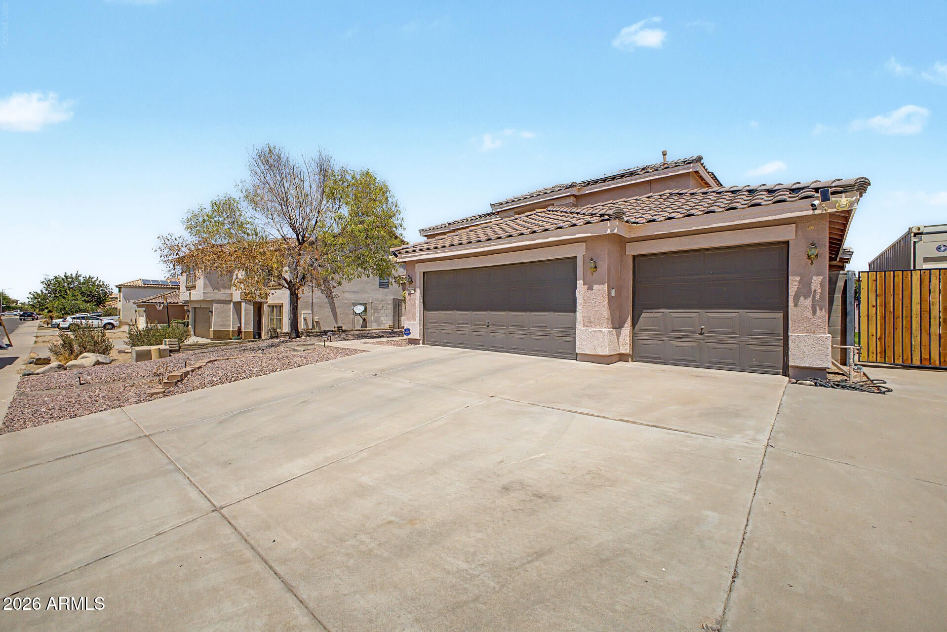 10520 W JESSIE Lane