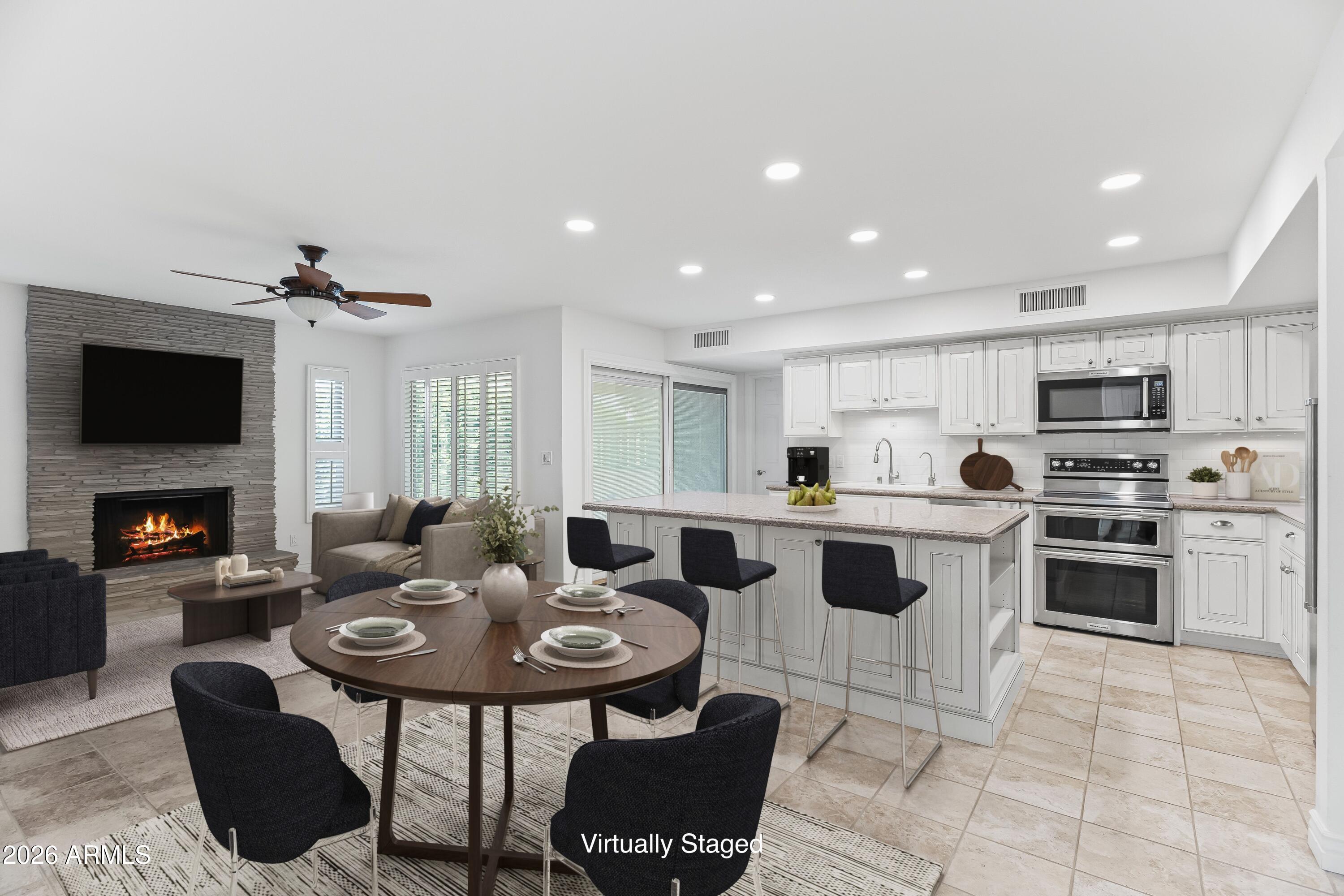 8084 E DEL LATON Drive