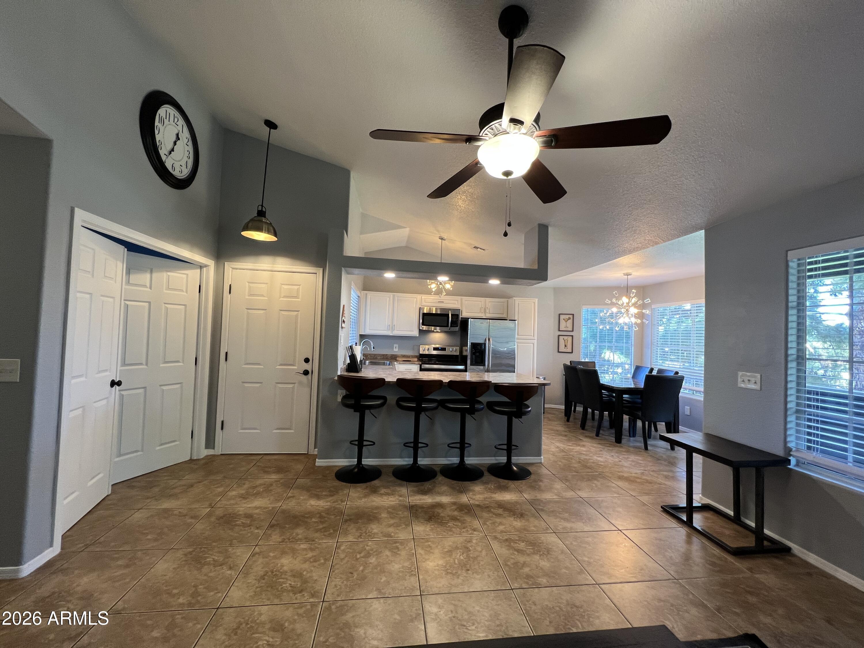 255 S KYRENE Road 231