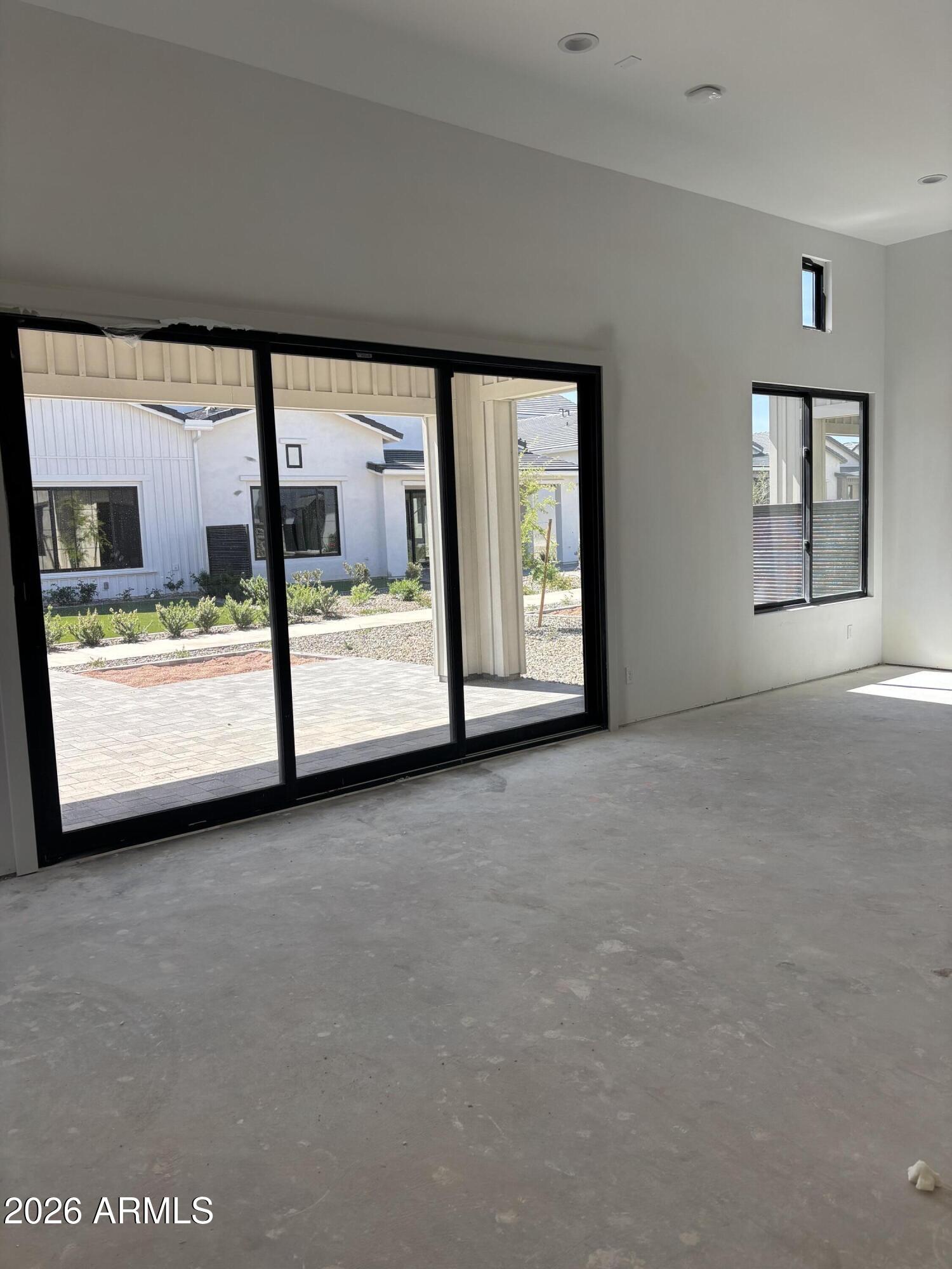 2737 E DERRINGER Court