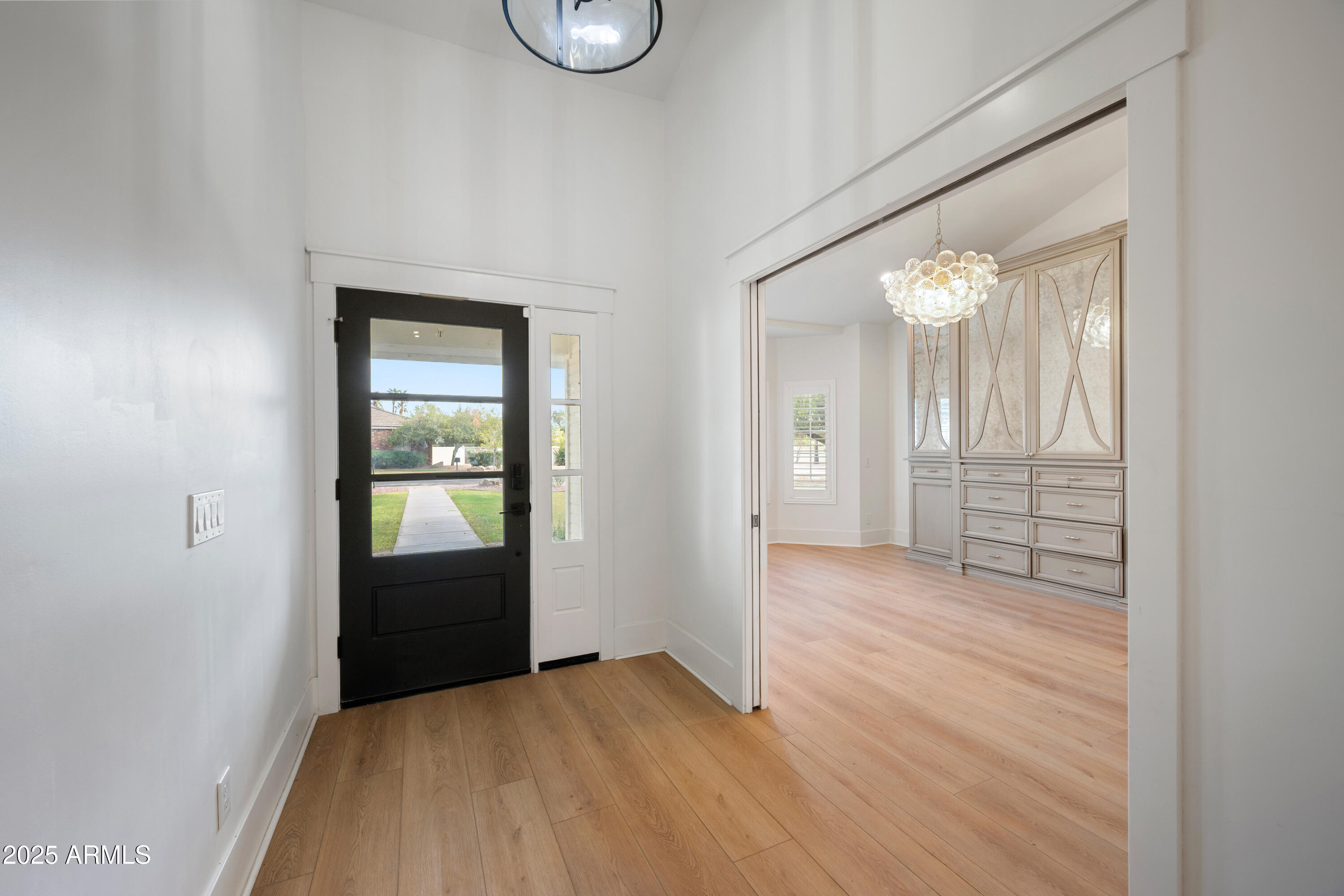 4352 E SANTA ROSA Place