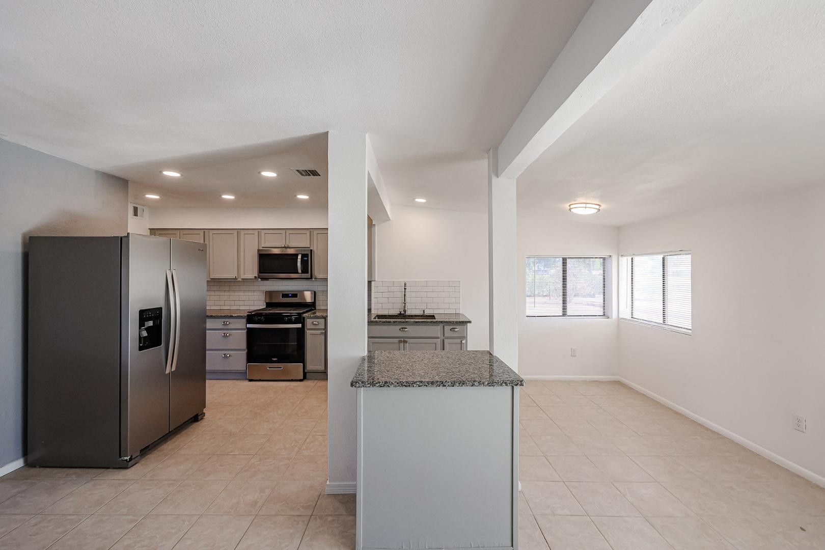 11417 N Hacienda Drive