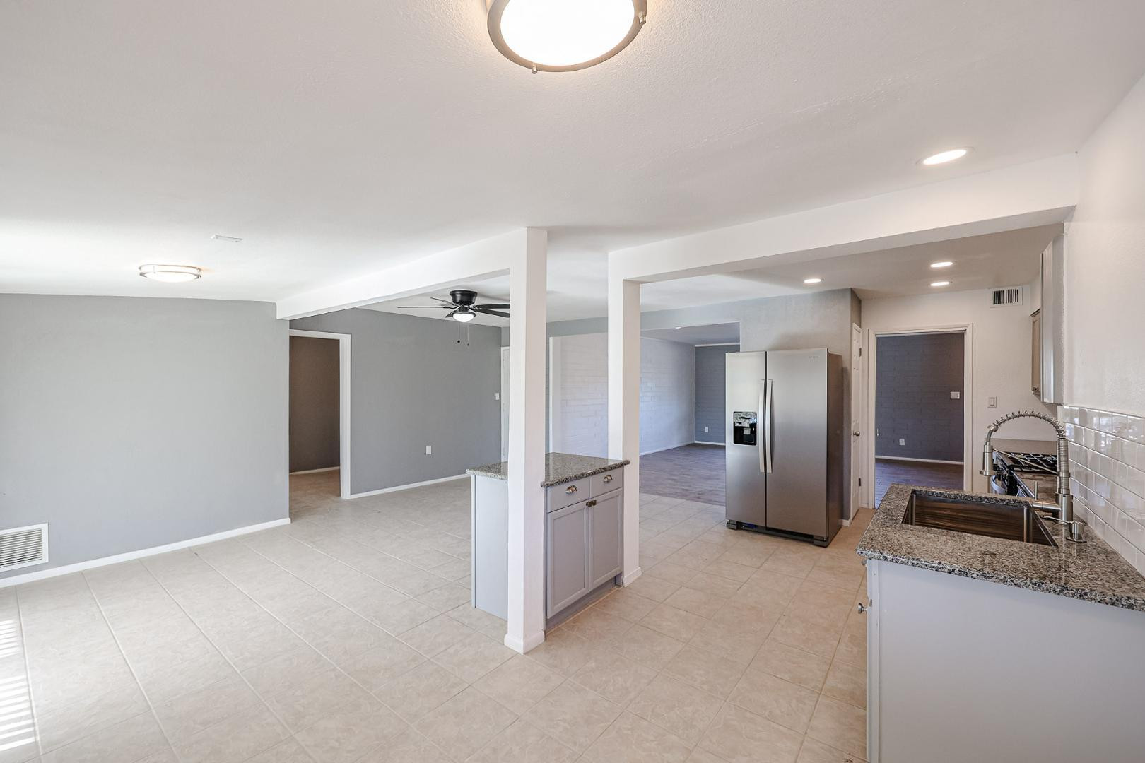 11417 N Hacienda Drive