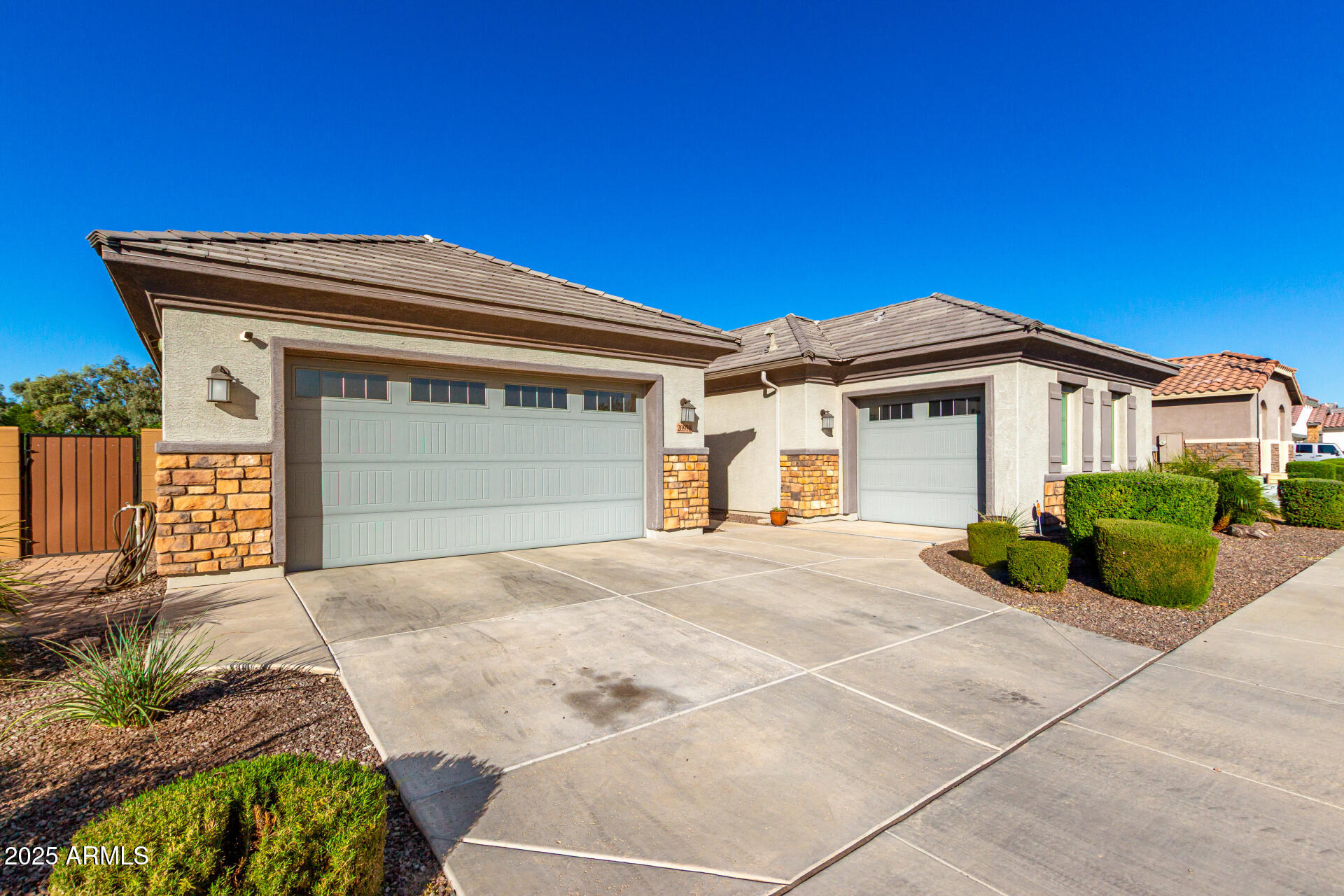 20978 E CAMACHO Court