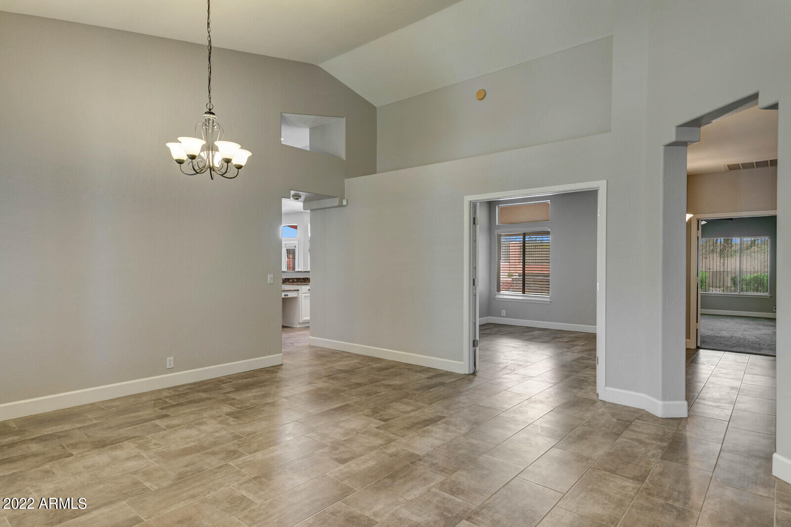 4418 E BARWICK Drive