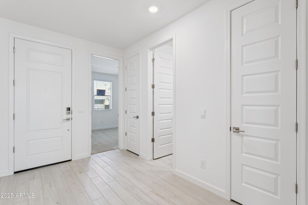 Photo of 6979 W Buckhorn Trail, Peoria, AZ 85383 (MLS # 6951501)