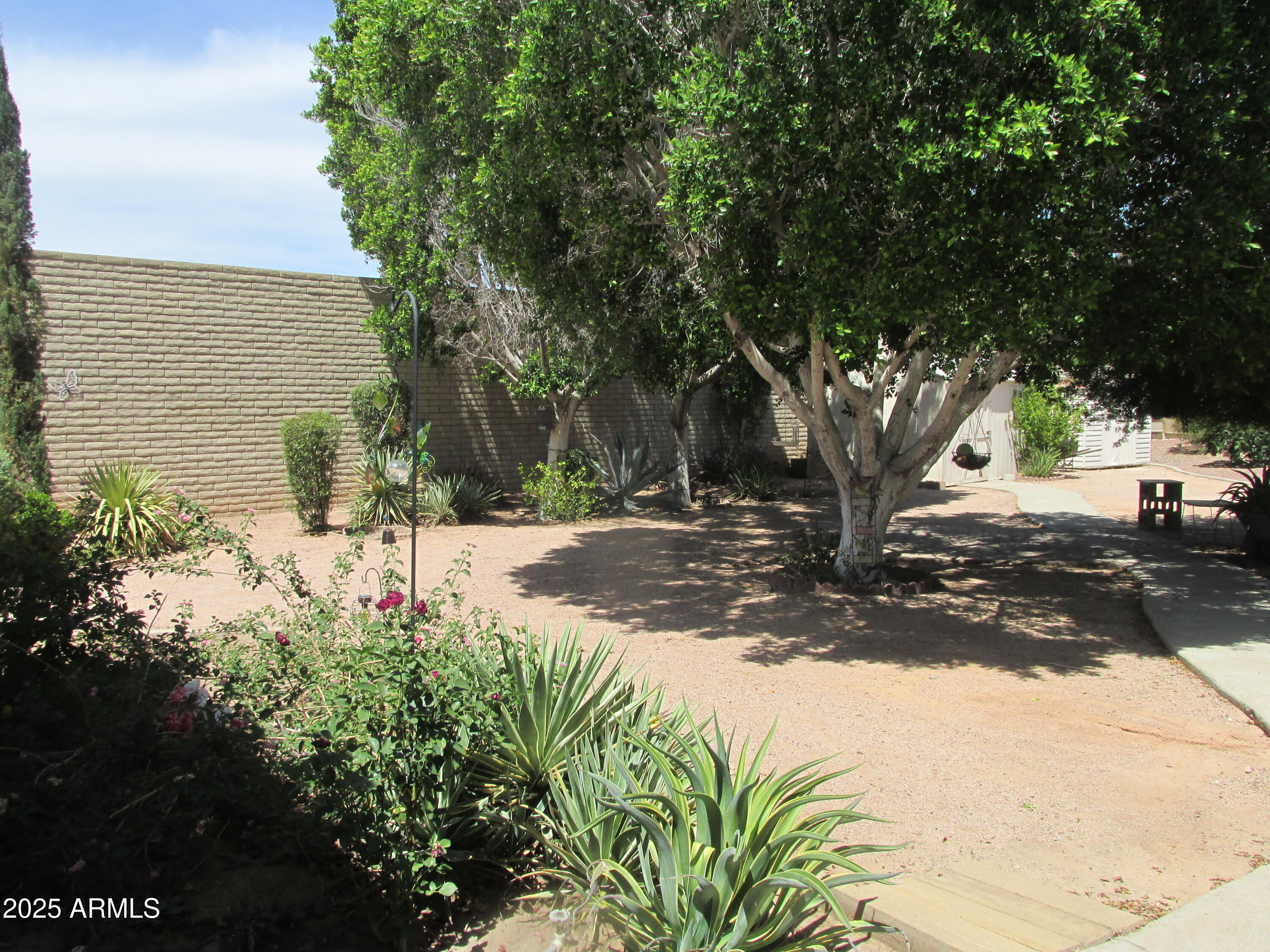 2324 W VIA RIALTO Circle