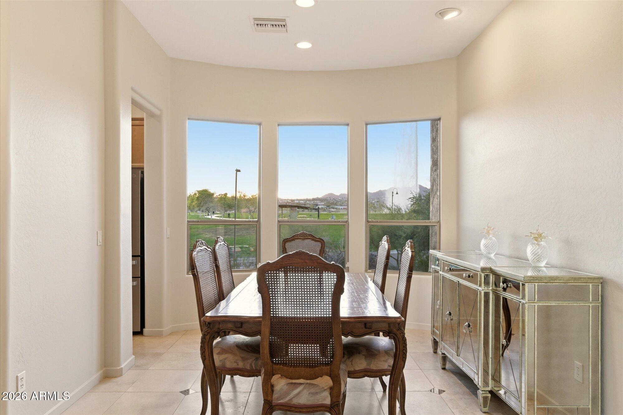 DIAMANTE DEL LAGO - Residential