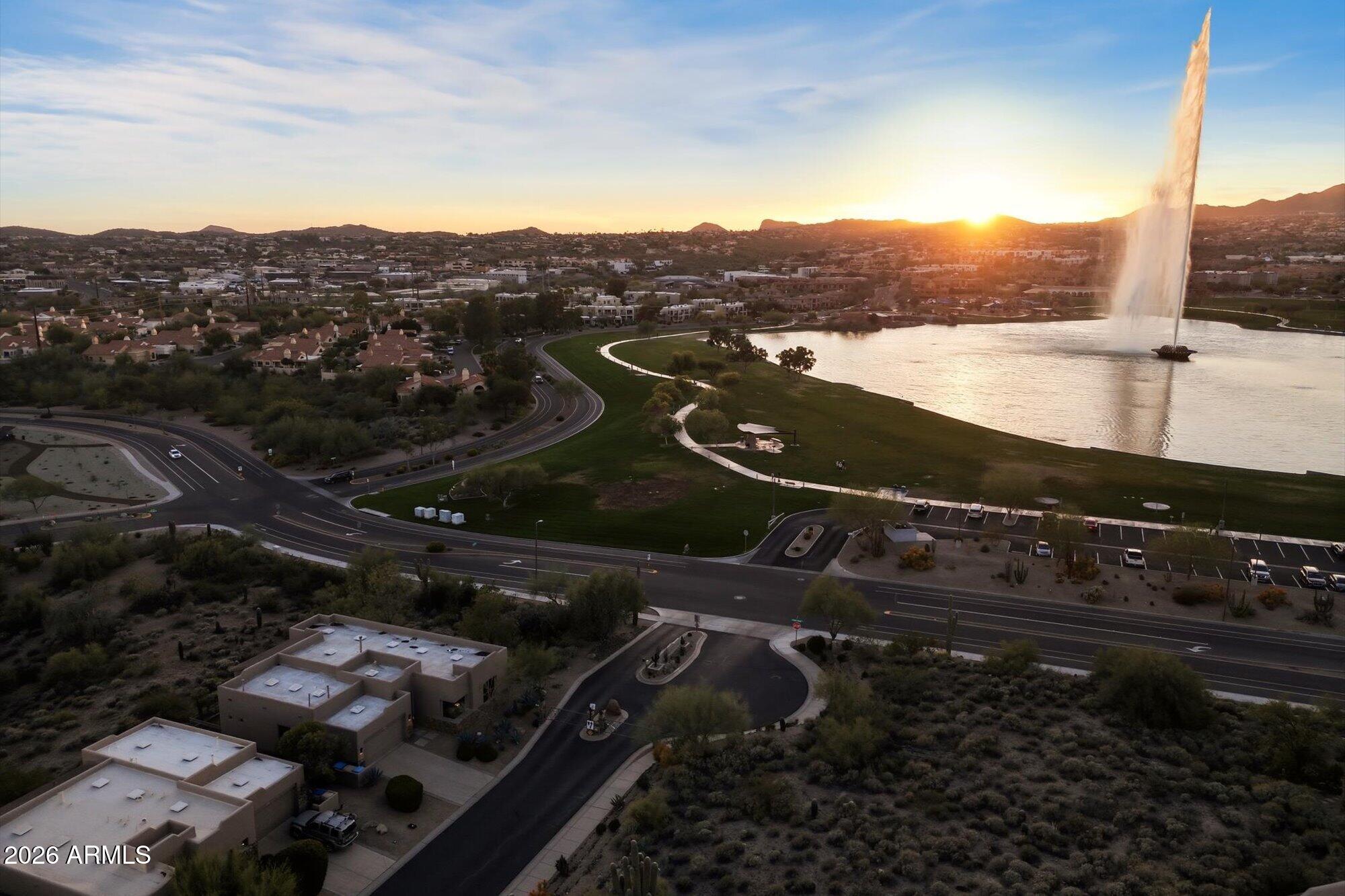 DIAMANTE DEL LAGO - Residential