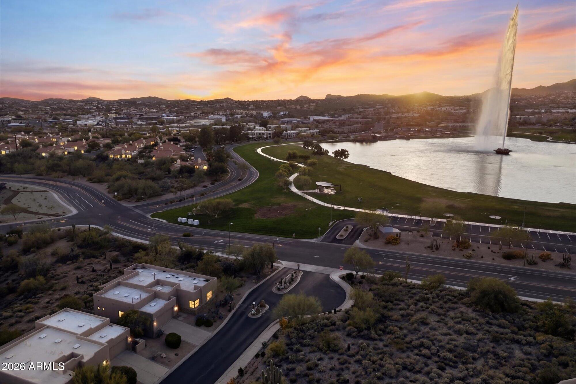 DIAMANTE DEL LAGO - Residential