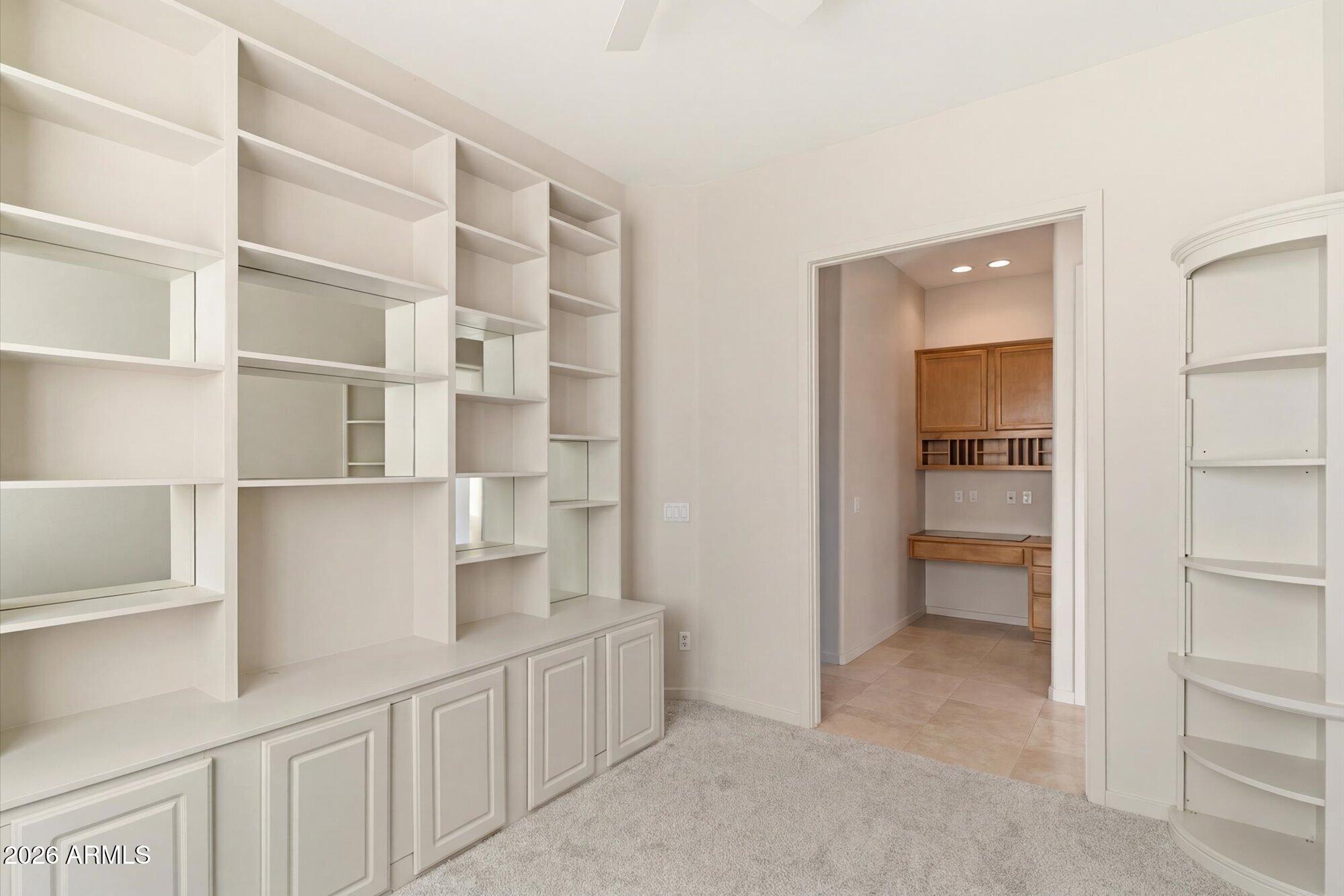 DIAMANTE DEL LAGO - Residential