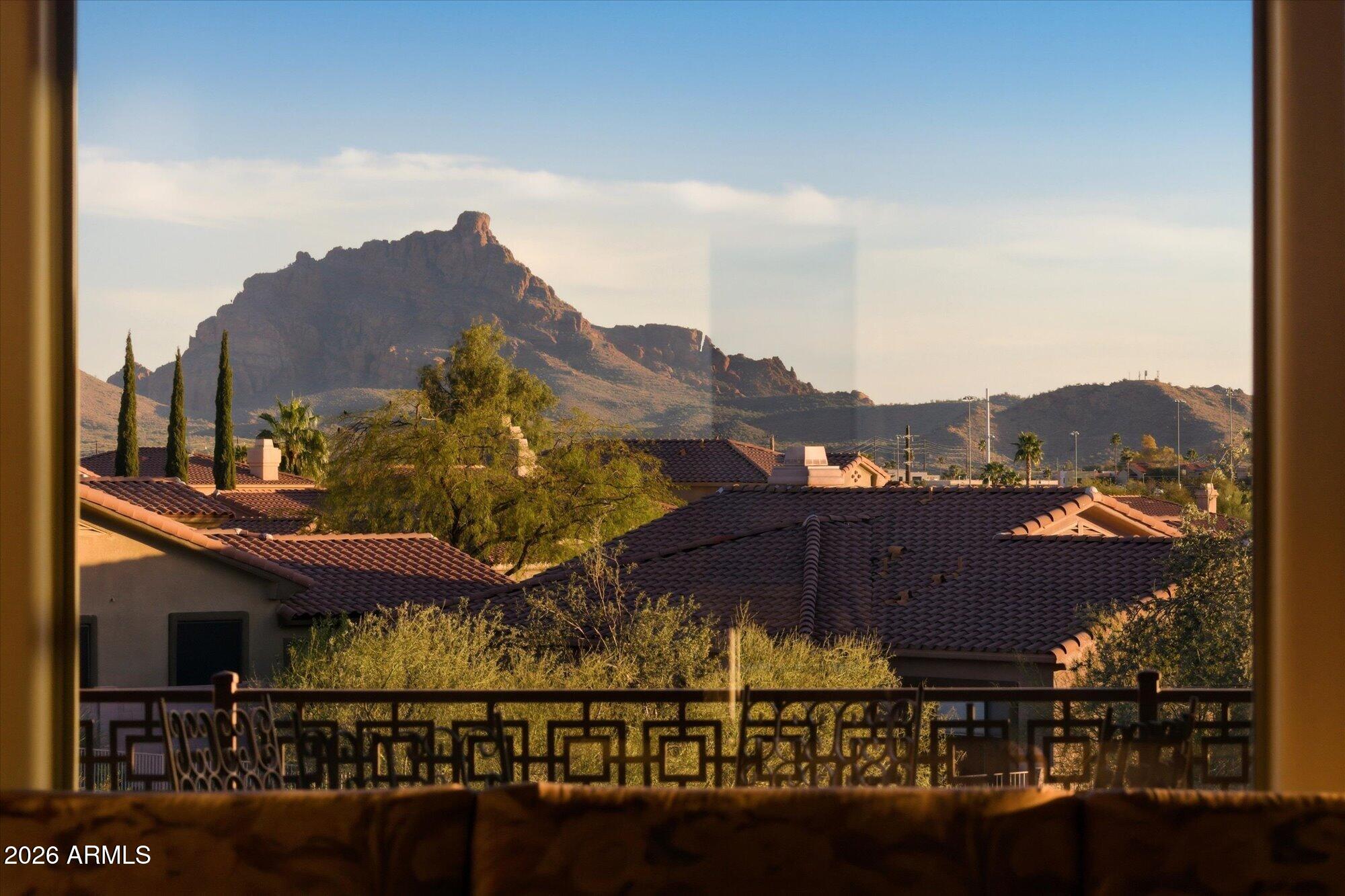 DIAMANTE DEL LAGO - Residential