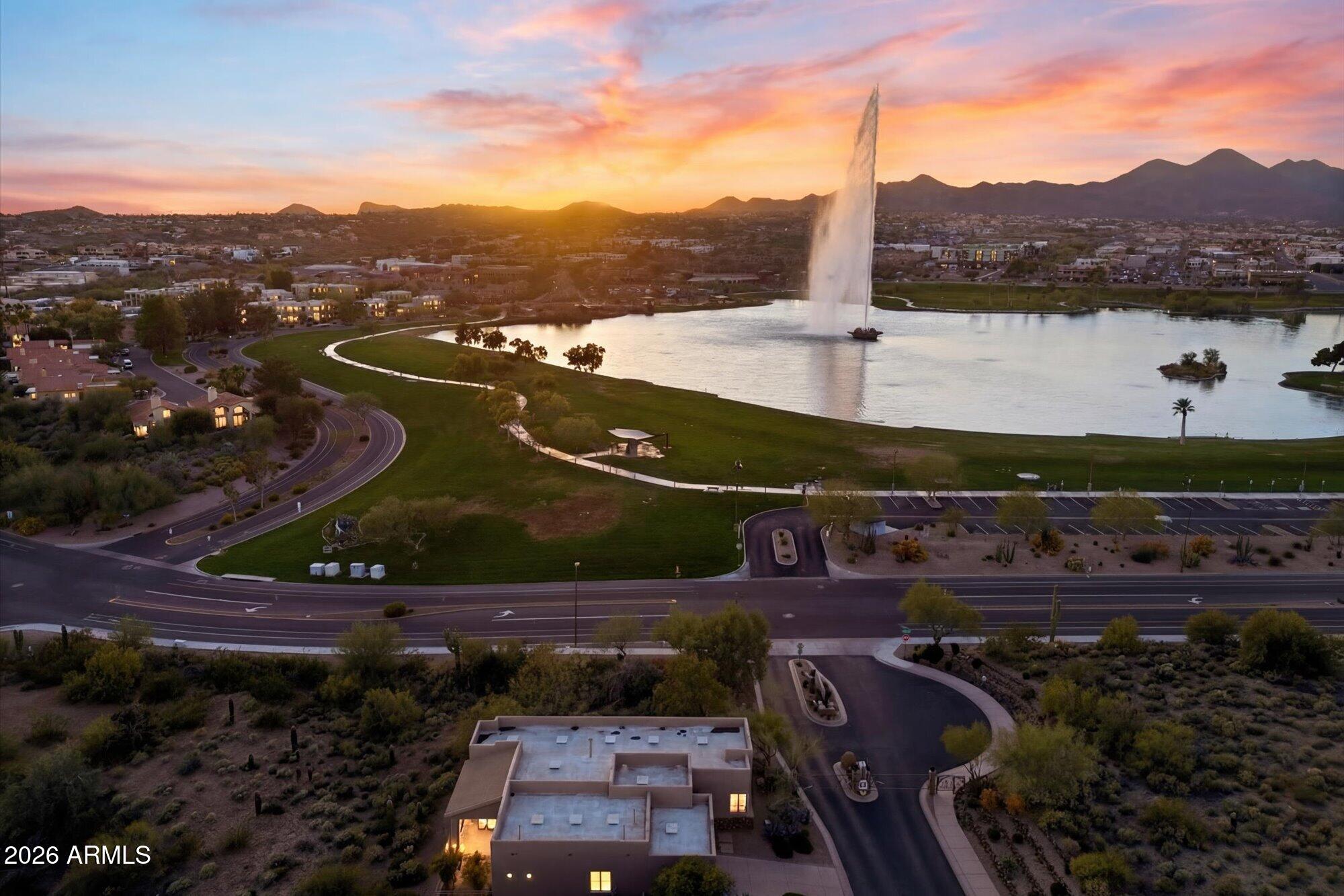 DIAMANTE DEL LAGO - Residential