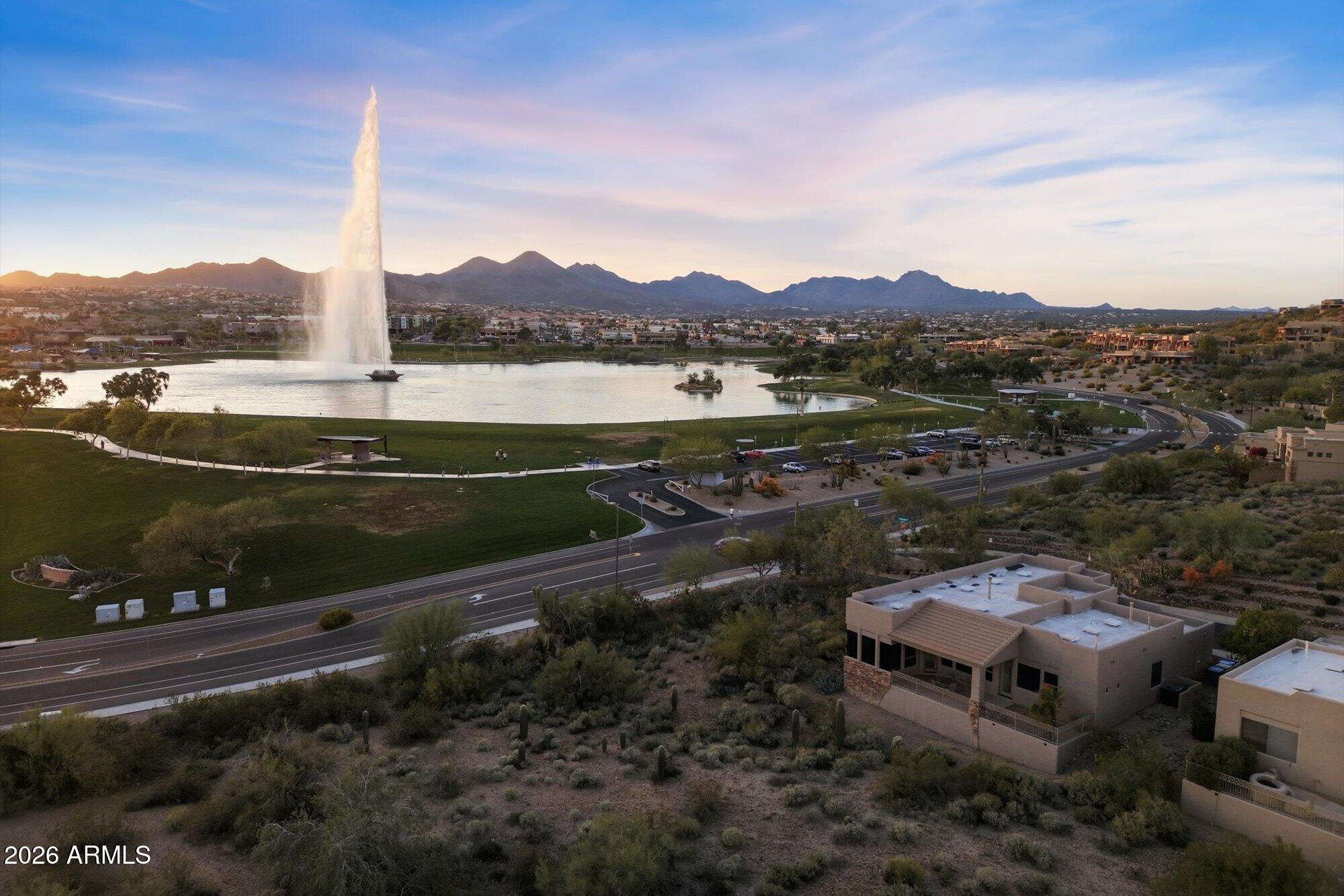 DIAMANTE DEL LAGO - Residential