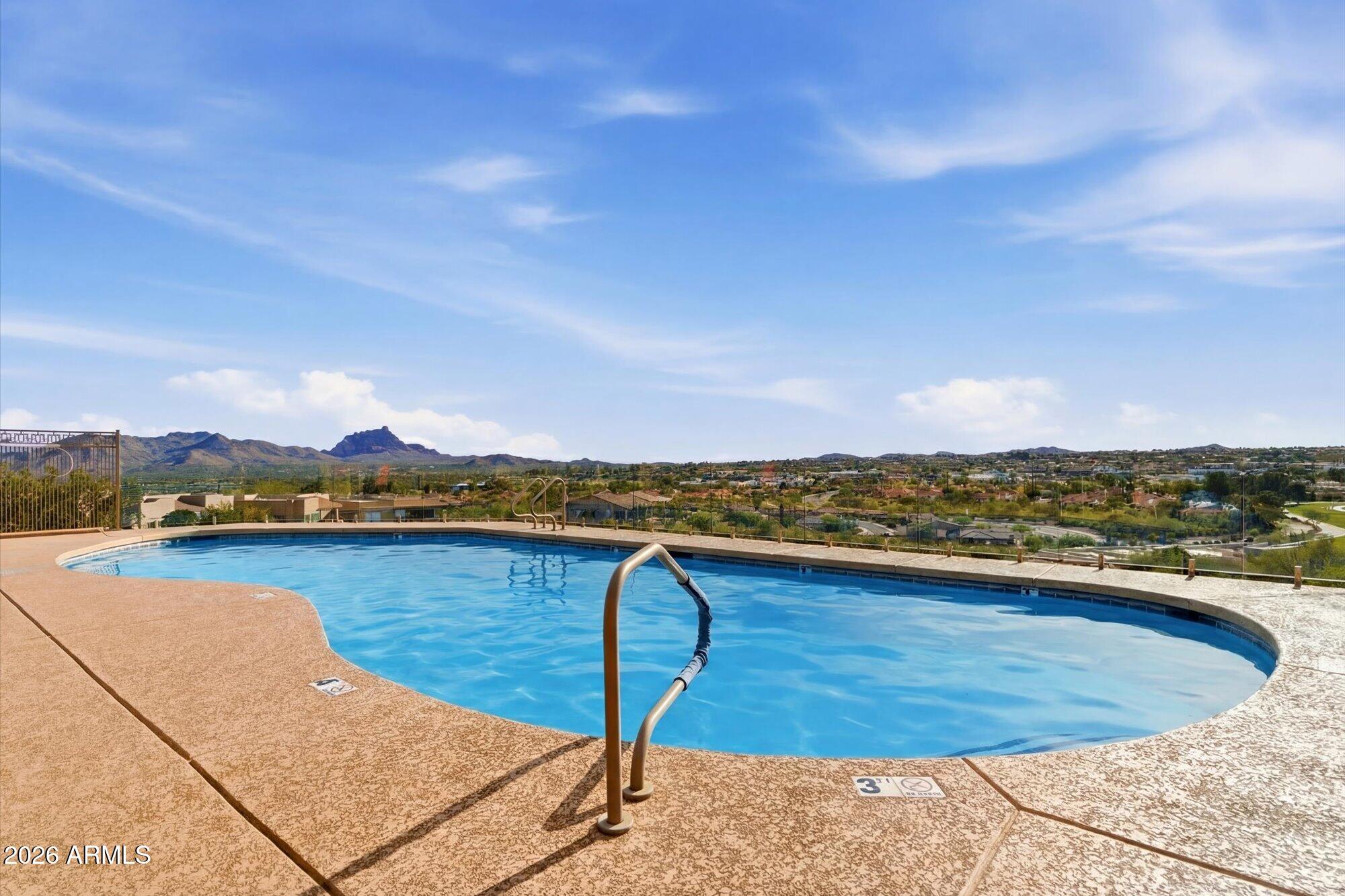 DIAMANTE DEL LAGO - Residential