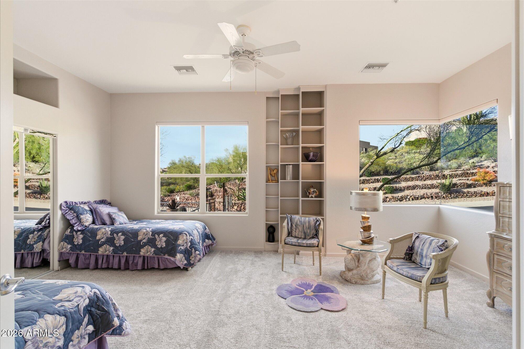 DIAMANTE DEL LAGO - Residential