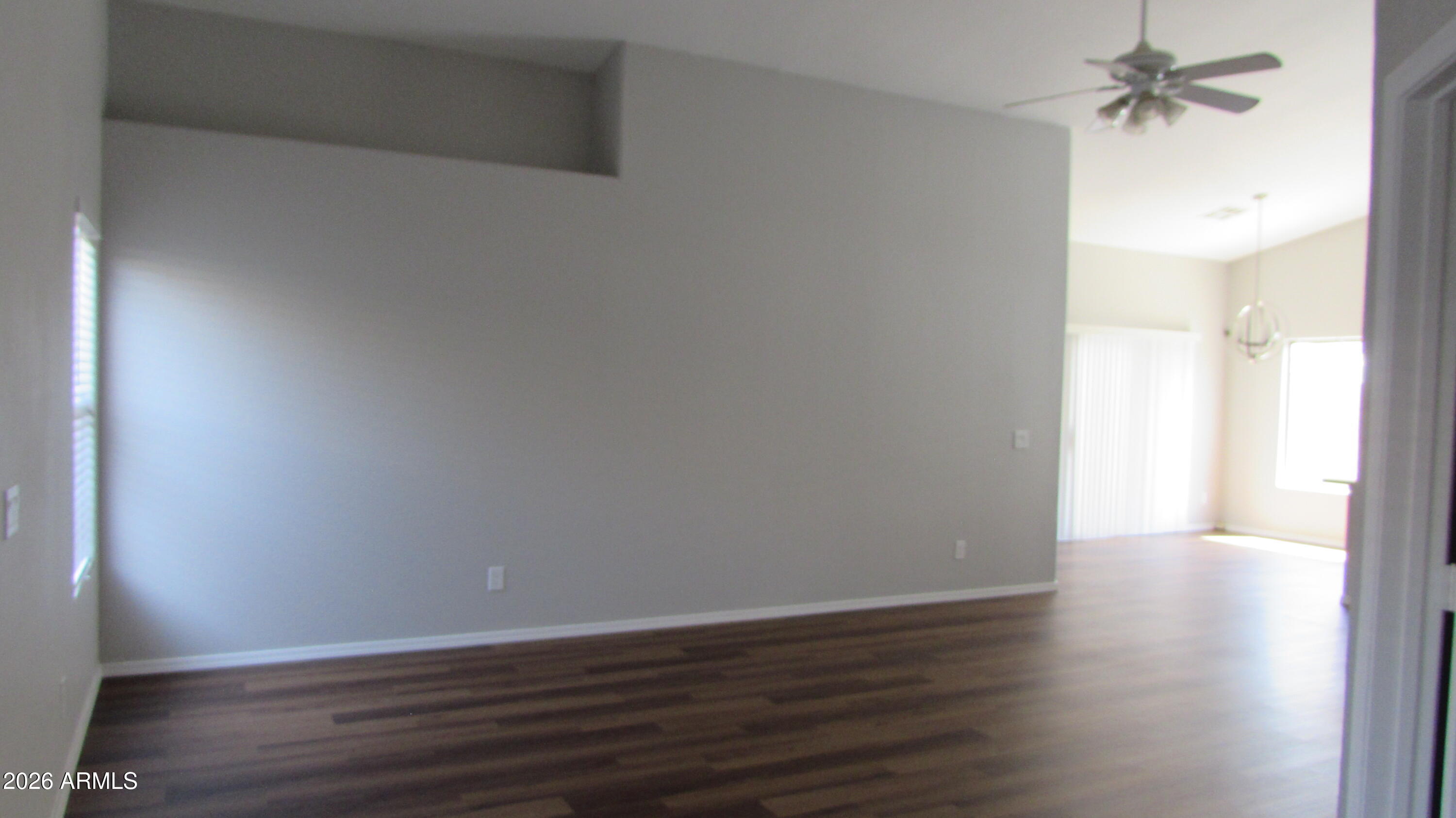 11410 W ROANOKE Drive