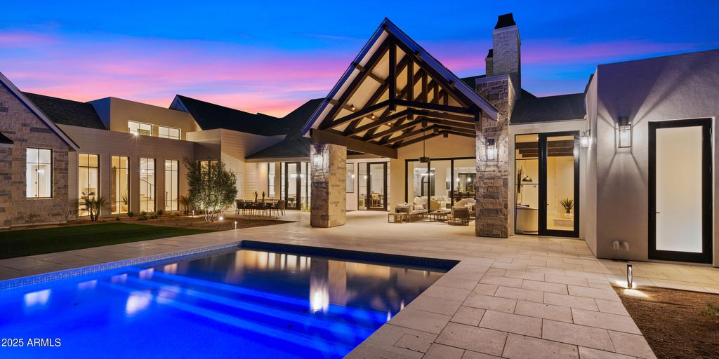 Photo of 11812 S 71st Street, Tempe, AZ 85284 (MLS # 6920371)