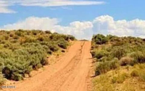 tbd LOT 87 Block 32 Bell Brand Ranches -- 87 Chambers AZ 86502