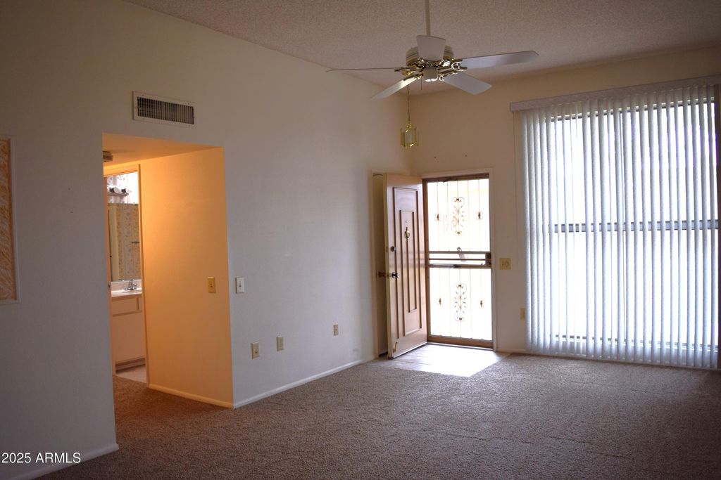 Photo of 13080 N 99th Drive #D, Sun City, AZ 85351 (MLS # 6931433)