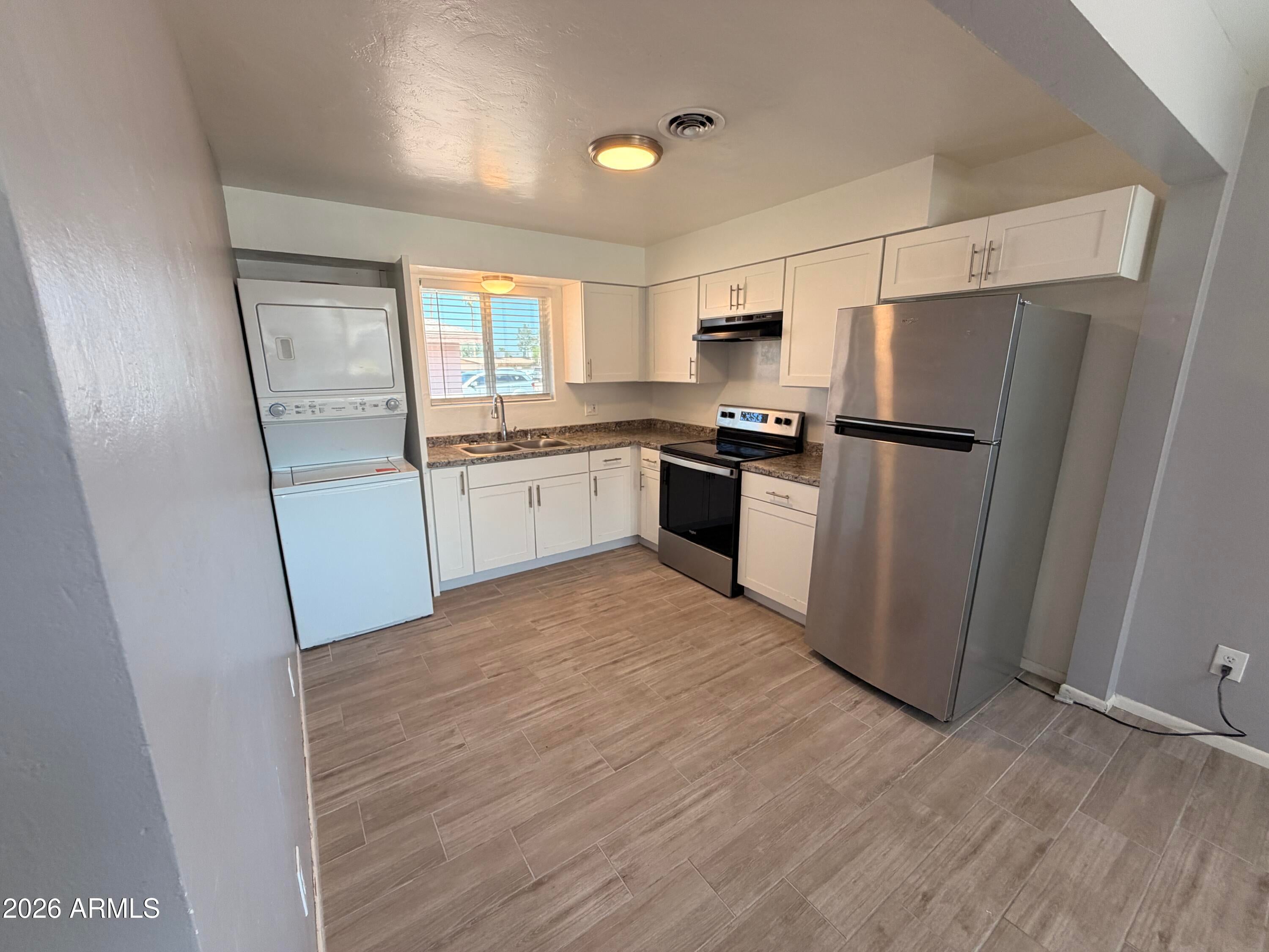4837 E Willetta Street Apt 1