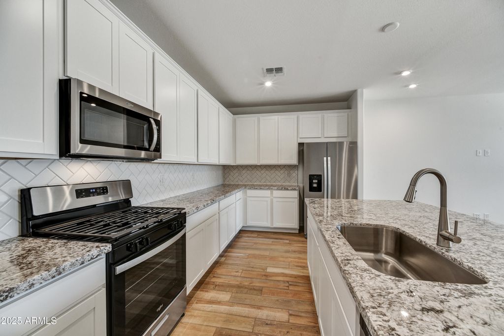 Photo of 5875 N 193rd Drive, Litchfield Park, AZ 85340 (MLS # 6974063)