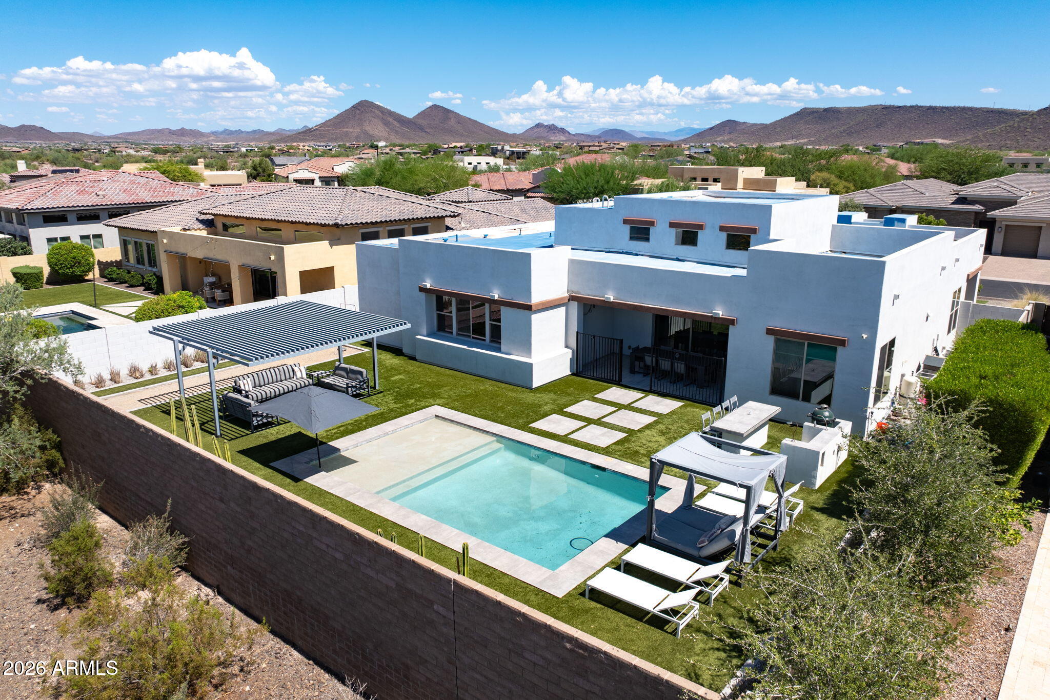 11715 W DOVE WING Way