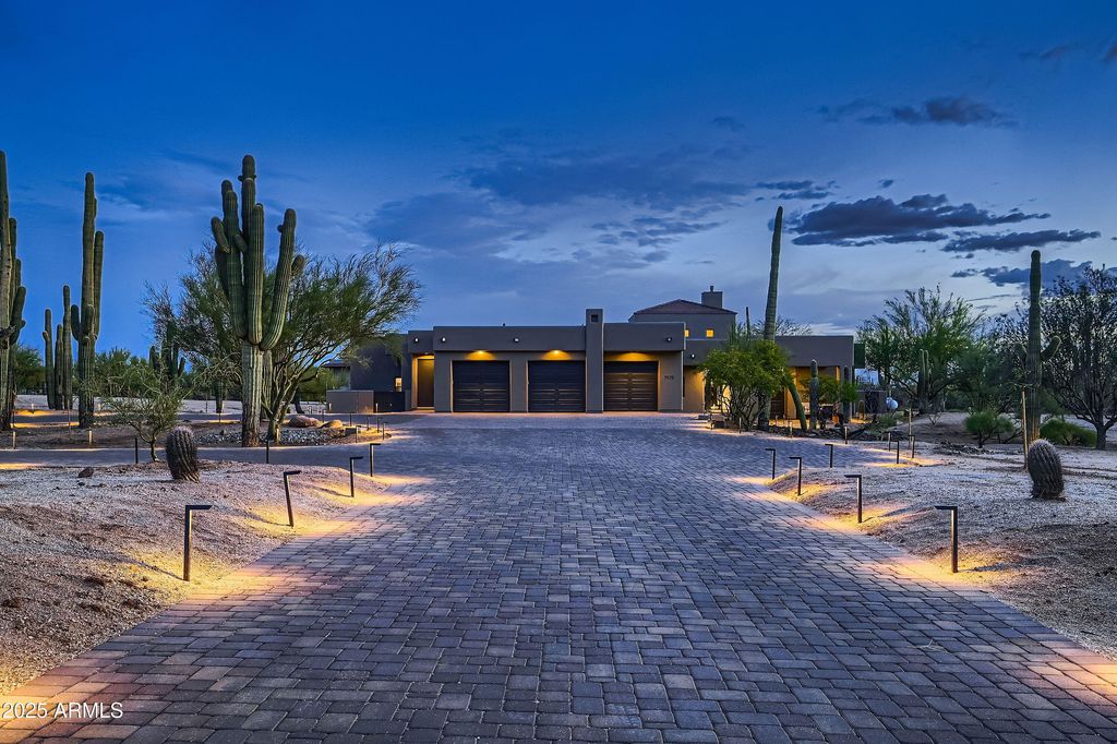 Photo of 7975 E Dale Lane, Scottsdale, AZ 85266 (MLS # 6841459)
