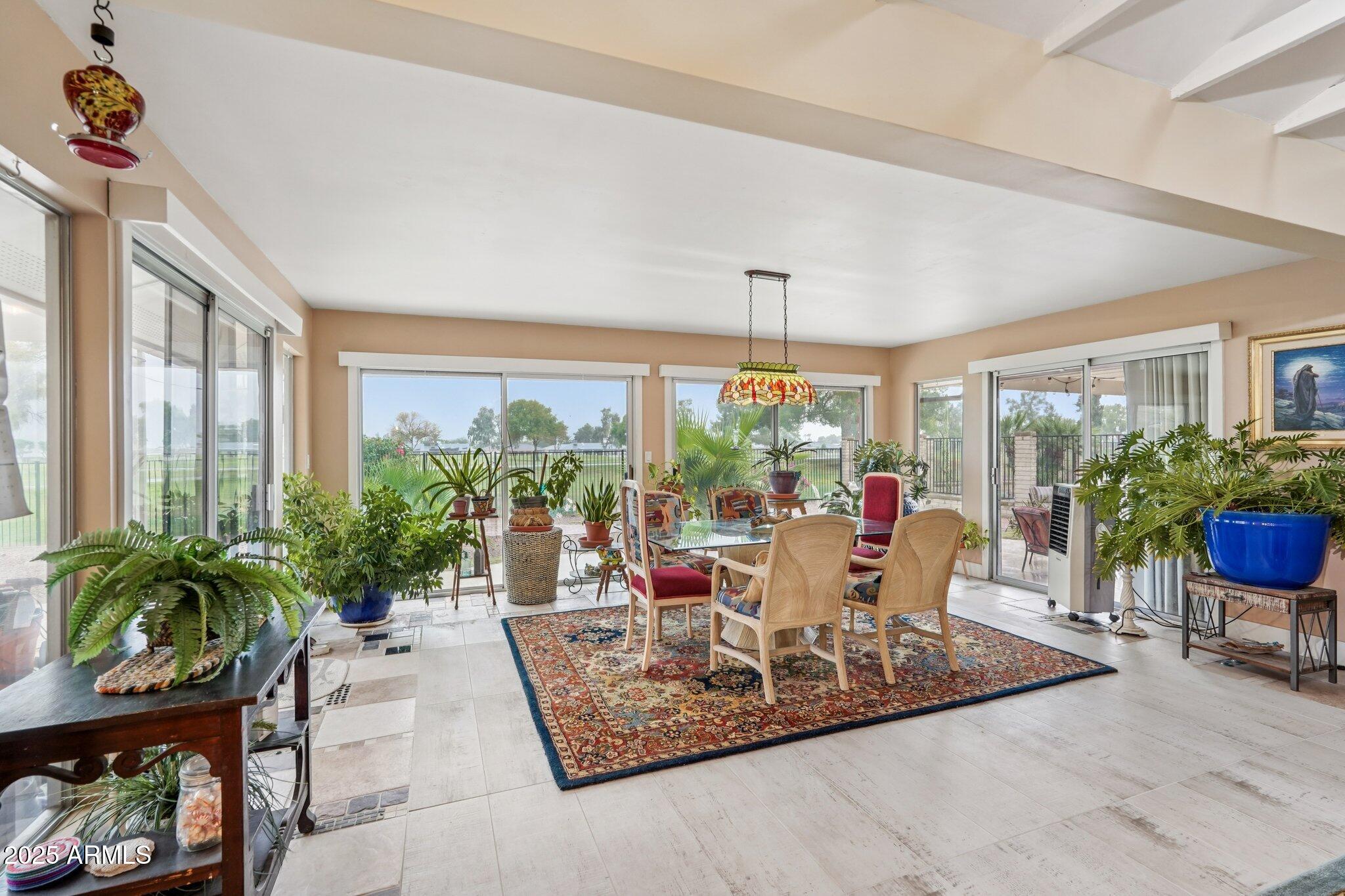 9623 W COUNTRY CLUB Drive