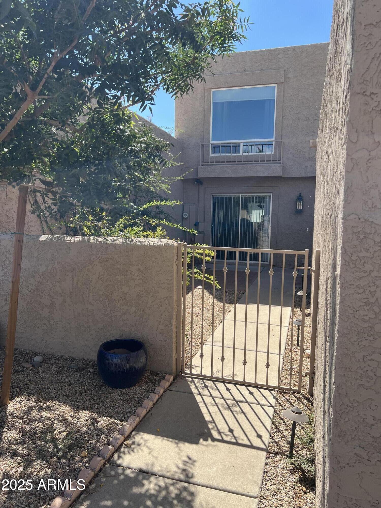 4011 E CHARTER OAK Road