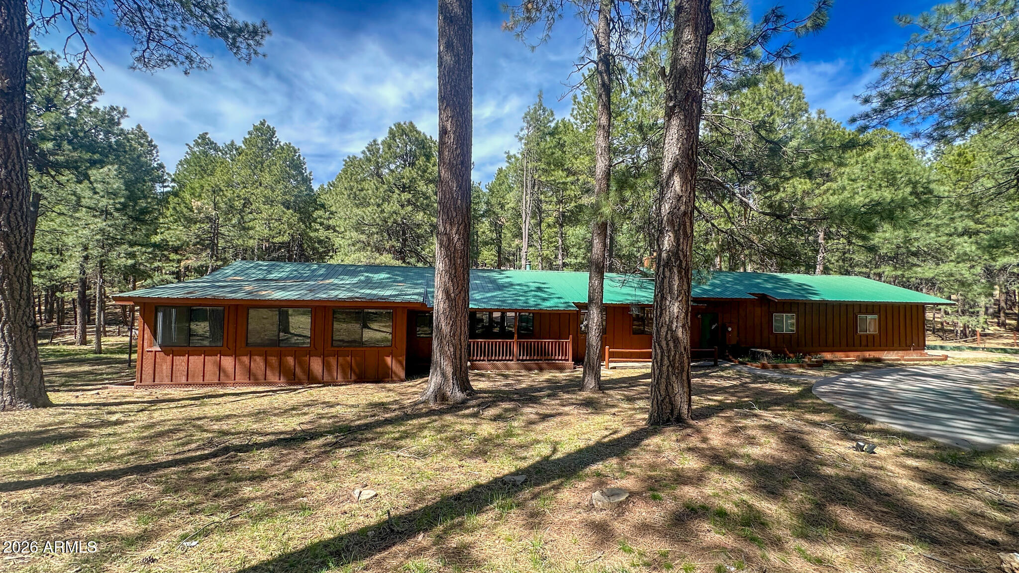 2499 CANYON Drive