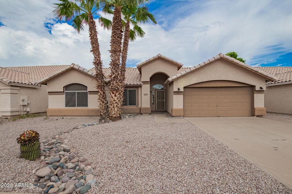 Photo of 2336 E San Tan Drive, Gilbert, AZ 85296 (MLS # 6927538)